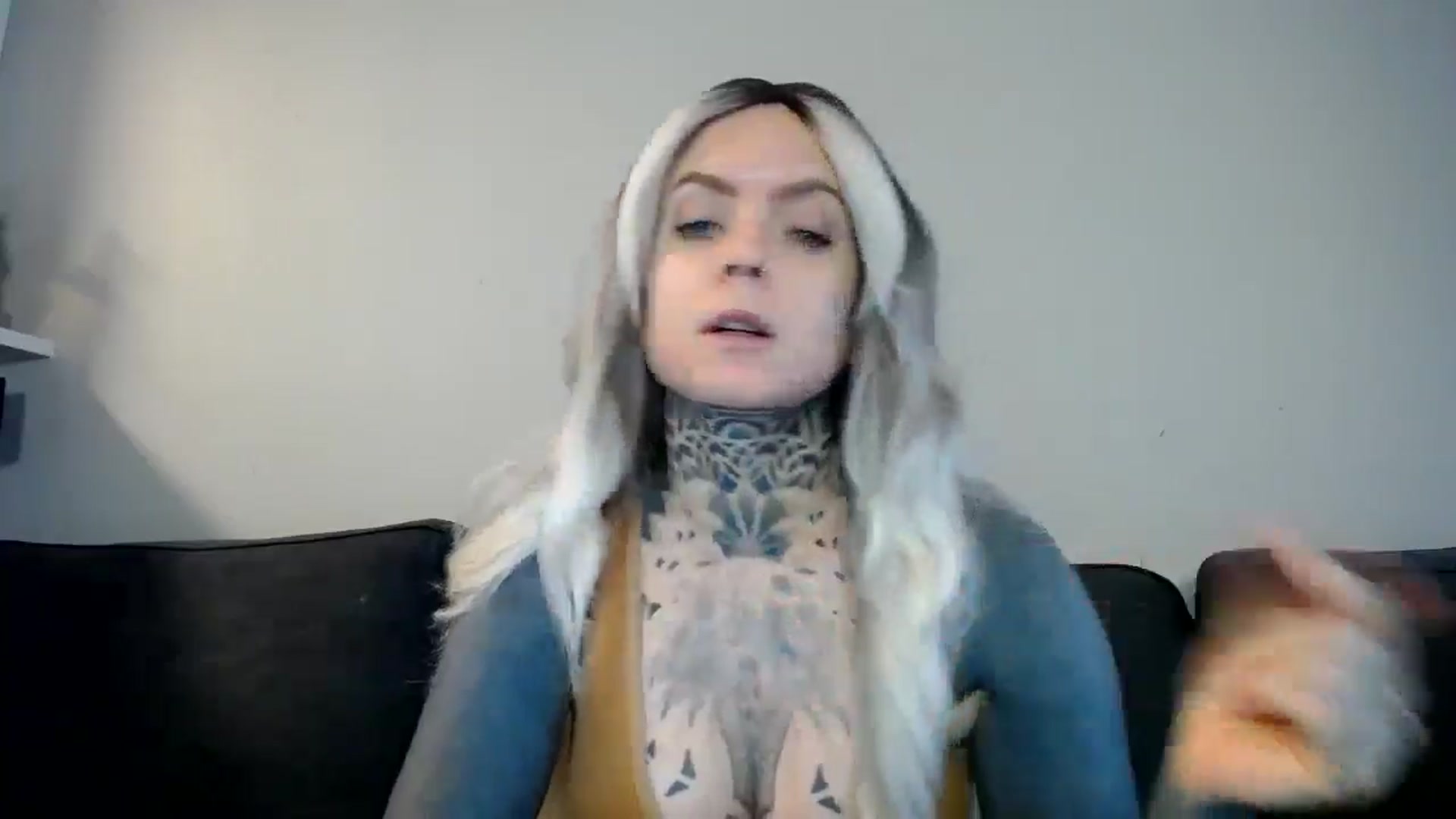 Gallery image thumbnail from ViVerdure's myfreecams stream on, 11/16/2024, 17:01 image 15 of 20