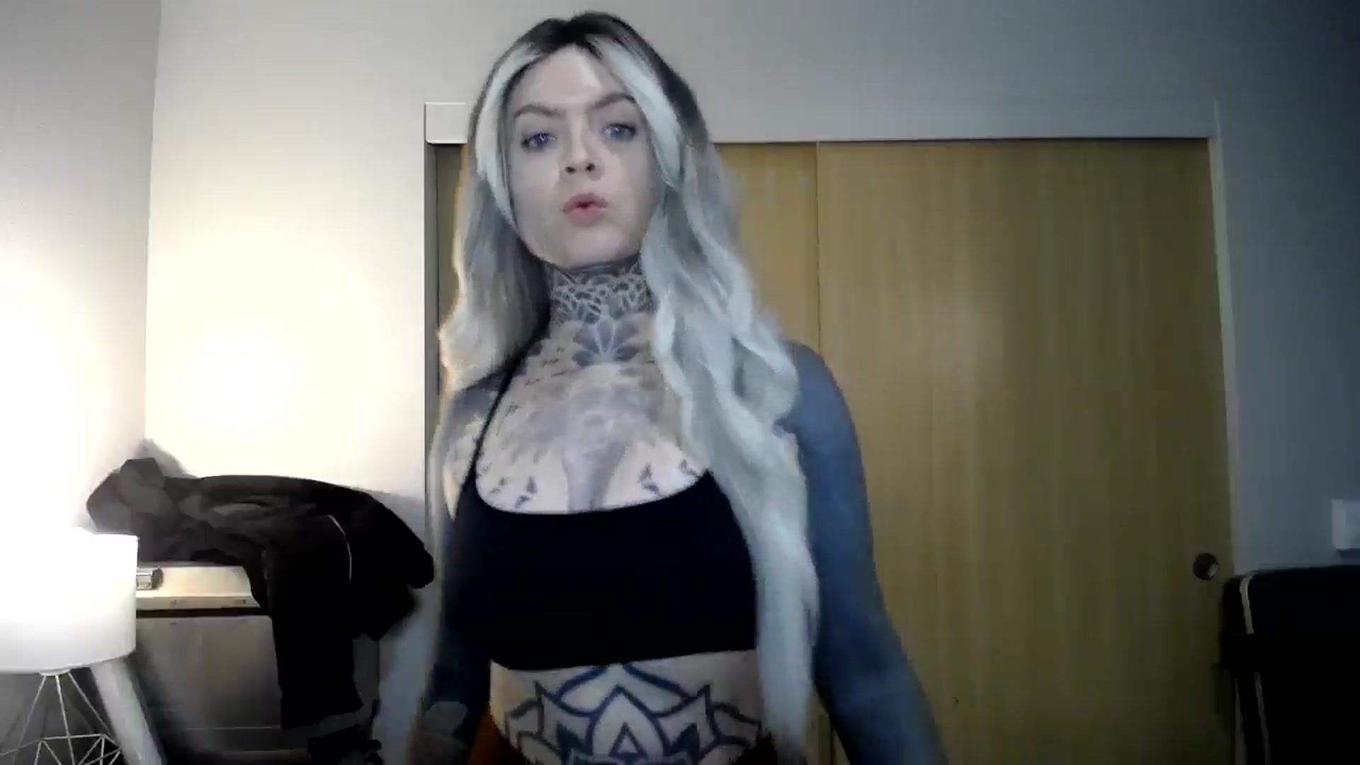 Gallery image thumbnail from ViVerdure's myfreecams stream on, 11/17/2024, 15:31 image 6 of 20