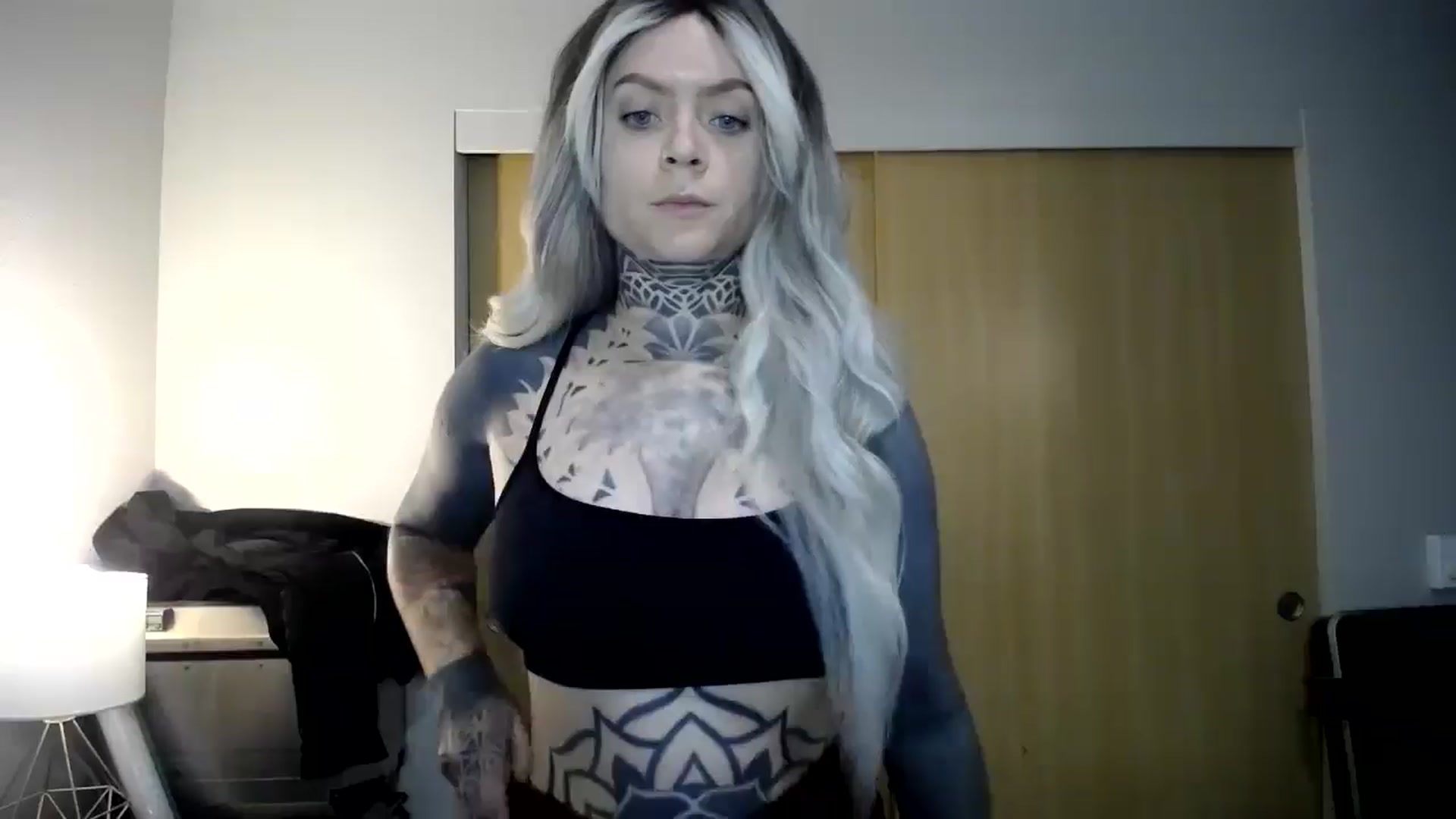 Gallery image thumbnail from ViVerdure's myfreecams stream on, 11/17/2024, 15:31 image 2 of 20