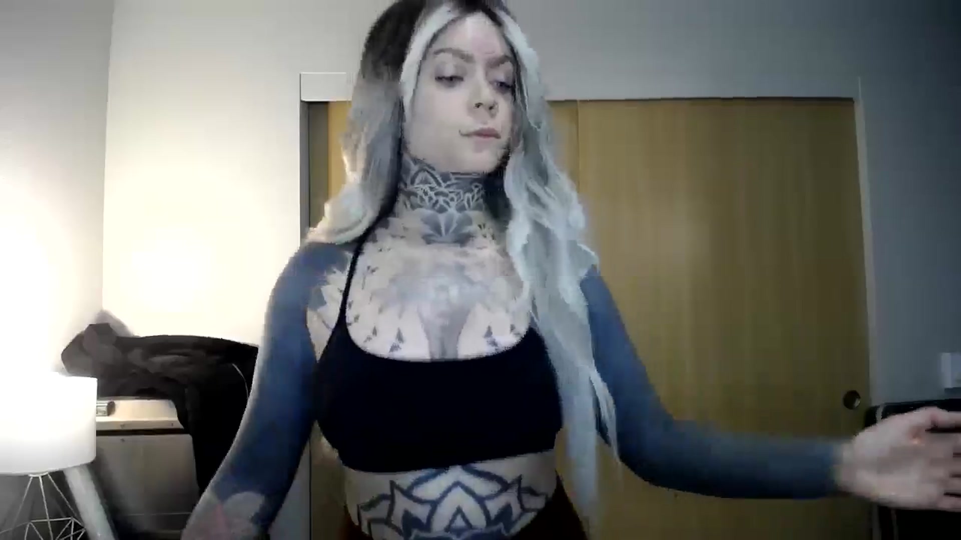 Gallery image thumbnail from ViVerdure's myfreecams stream on, 11/17/2024, 15:31 image 5 of 20
