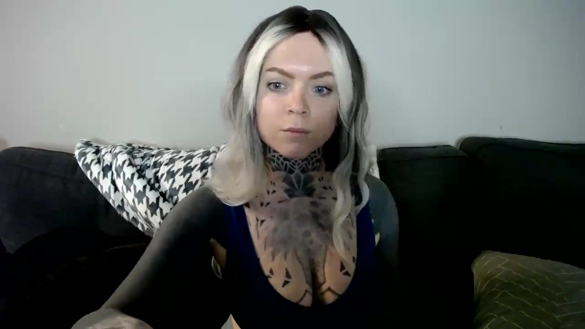 Gallery image thumbnail from ViVerdure's myfreecams stream on, 12/14/2024, 16:17 image 11 of 20