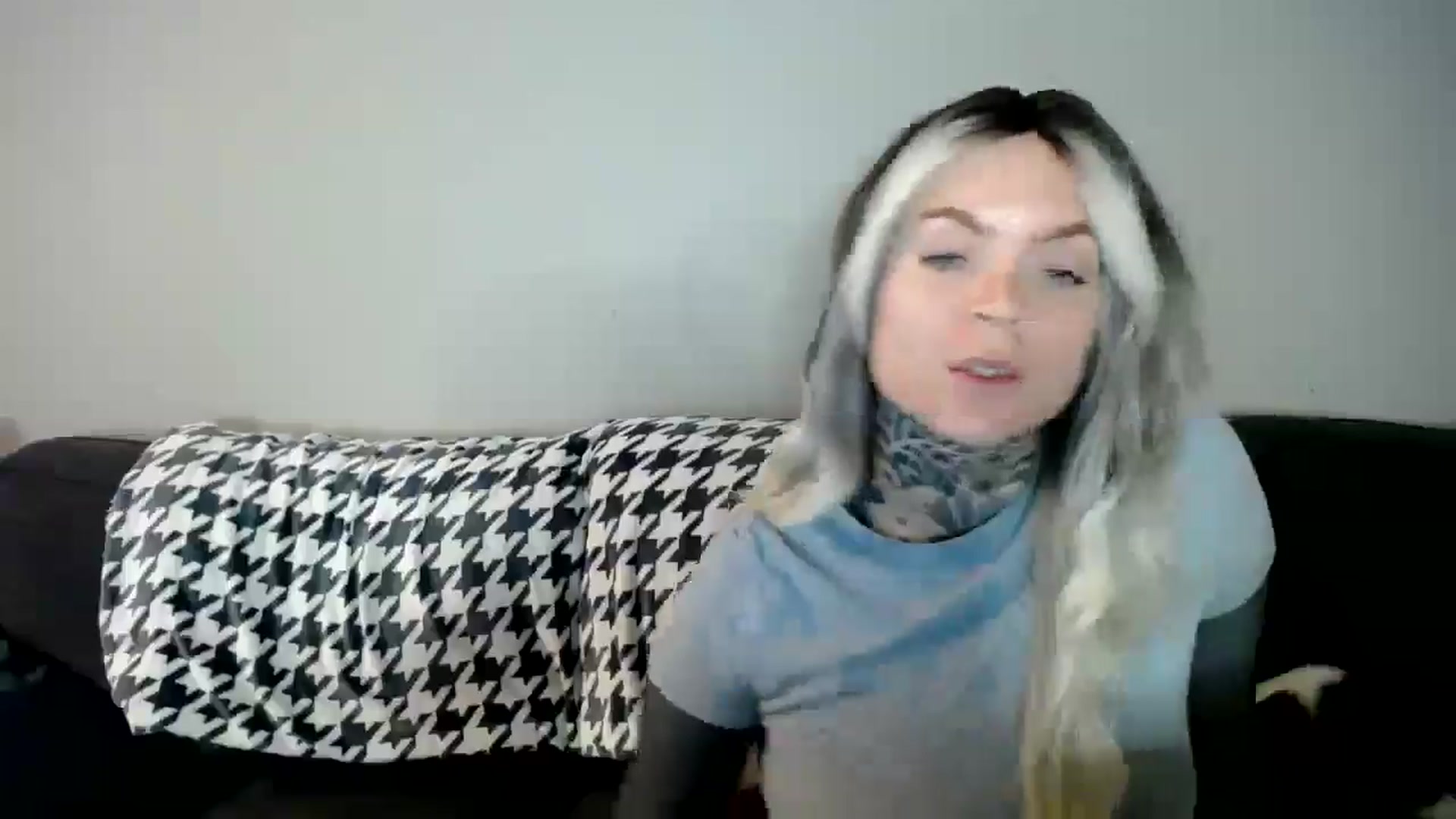 Gallery image thumbnail from ViVerdure's myfreecams stream on, 12/15/2024, 16:47 image 8 of 20