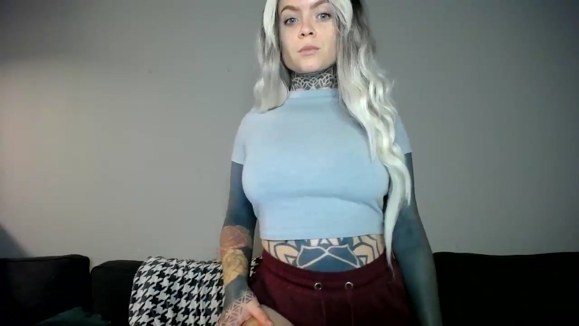 Gallery image thumbnail from ViVerdure's myfreecams stream on, 12/15/2024, 16:47 image 17 of 20