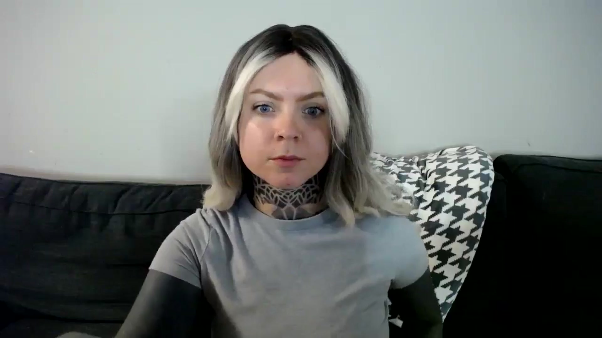 Gallery image thumbnail from ViVerdure's myfreecams stream on, 12/20/2024, 16:33 image 2 of 20