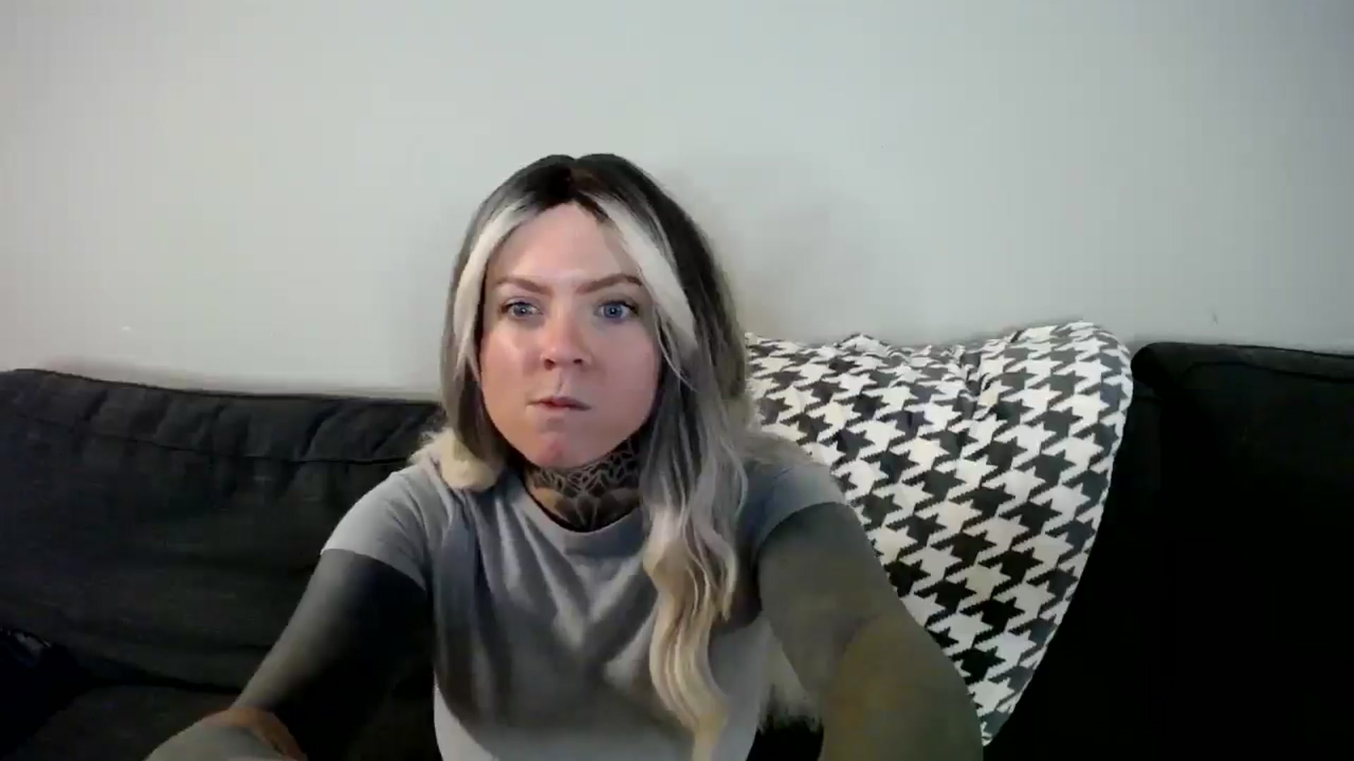 Gallery image thumbnail from ViVerdure's myfreecams stream on, 12/20/2024, 16:33 image 6 of 20
