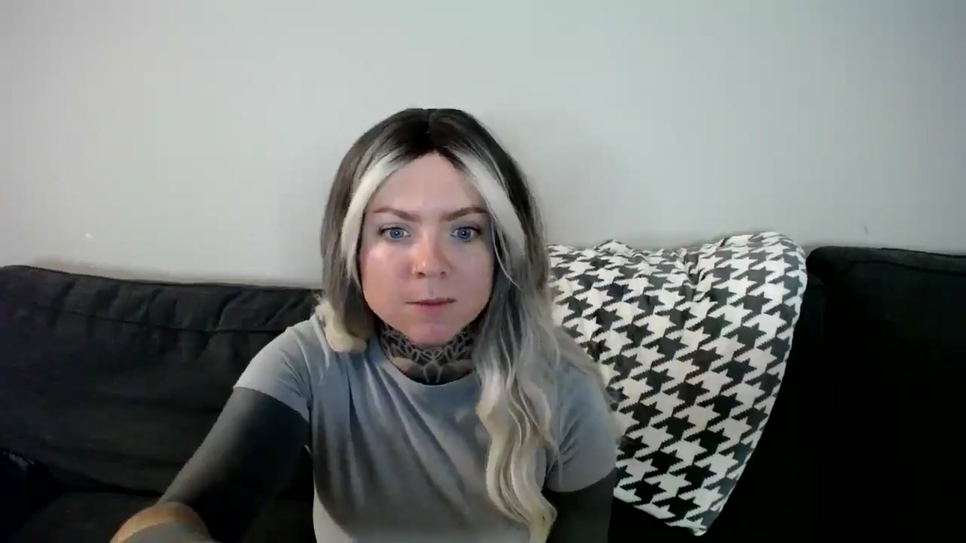 Gallery image thumbnail from ViVerdure's myfreecams stream on, 12/20/2024, 16:33 image 5 of 20