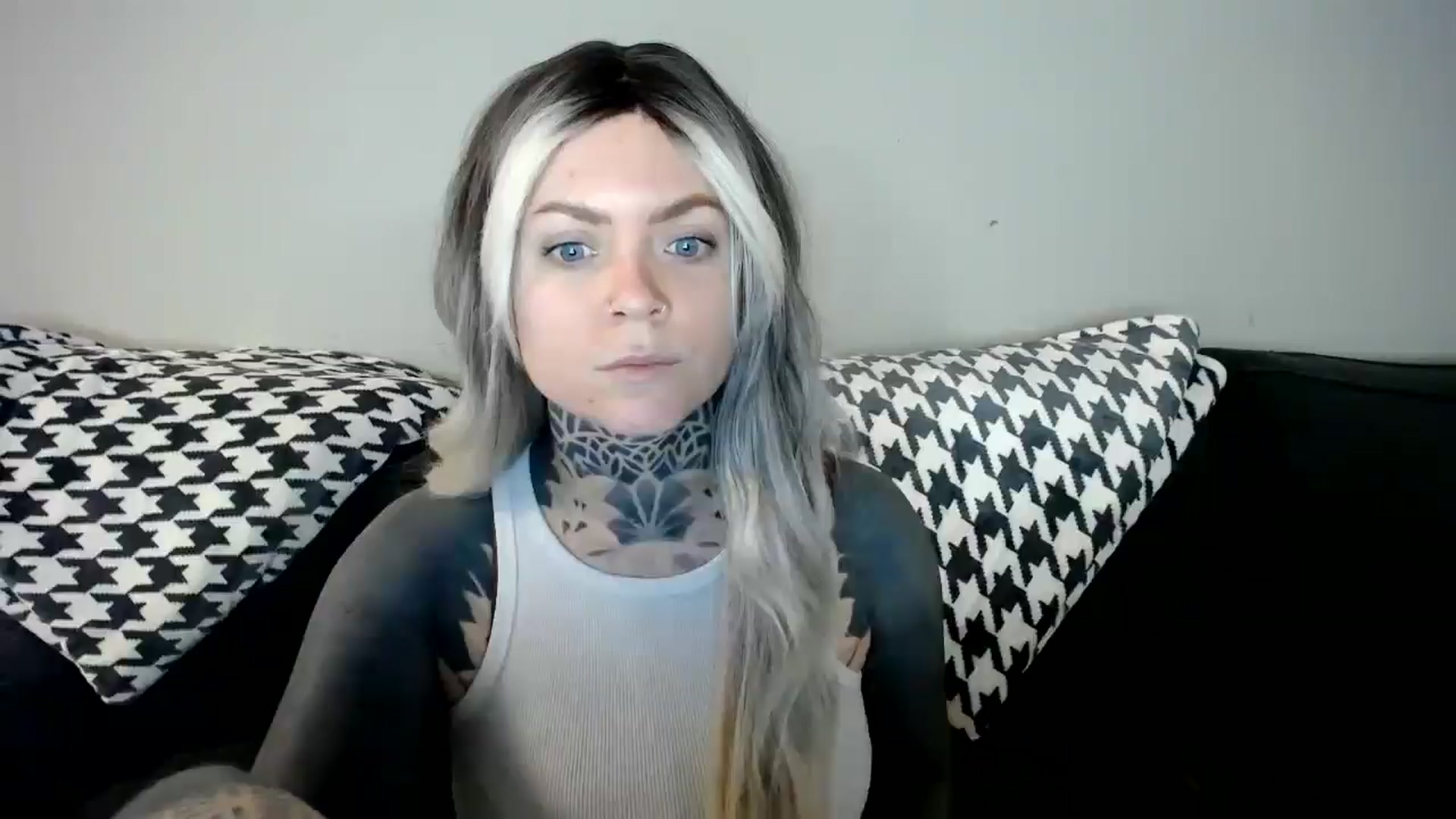 Gallery image thumbnail from ViVerdure's myfreecams stream on, 01/03/2025, 16:58 image 5 of 20