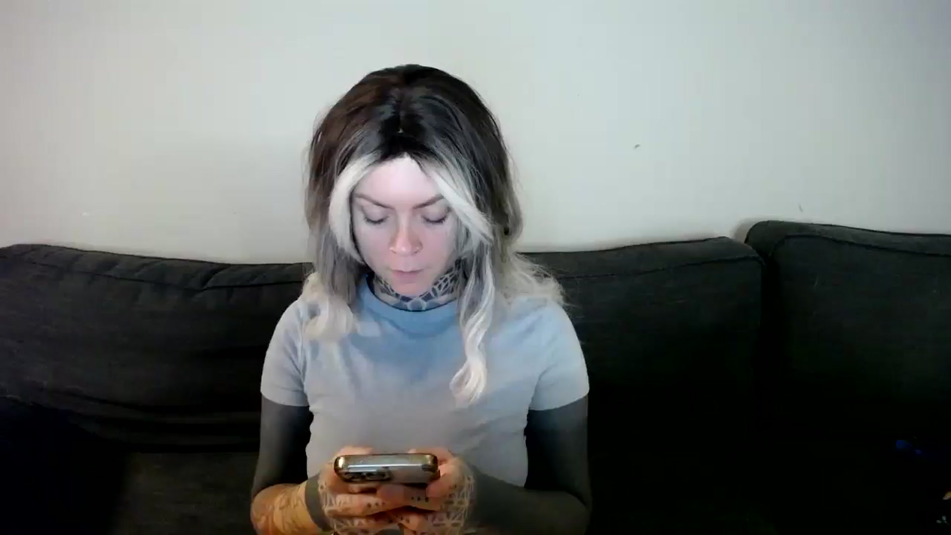 Gallery image thumbnail from ViVerdure's myfreecams stream on, 01/04/2025, 15:02 image 16 of 20