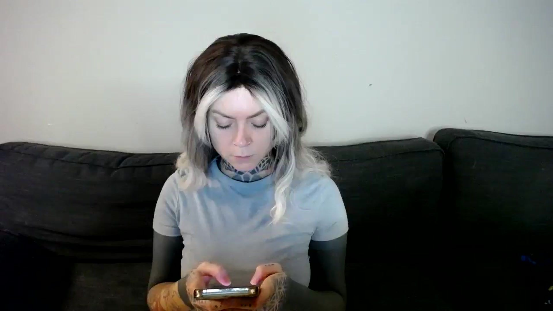 Gallery image thumbnail from ViVerdure's myfreecams stream on, 01/04/2025, 15:02 image 11 of 20