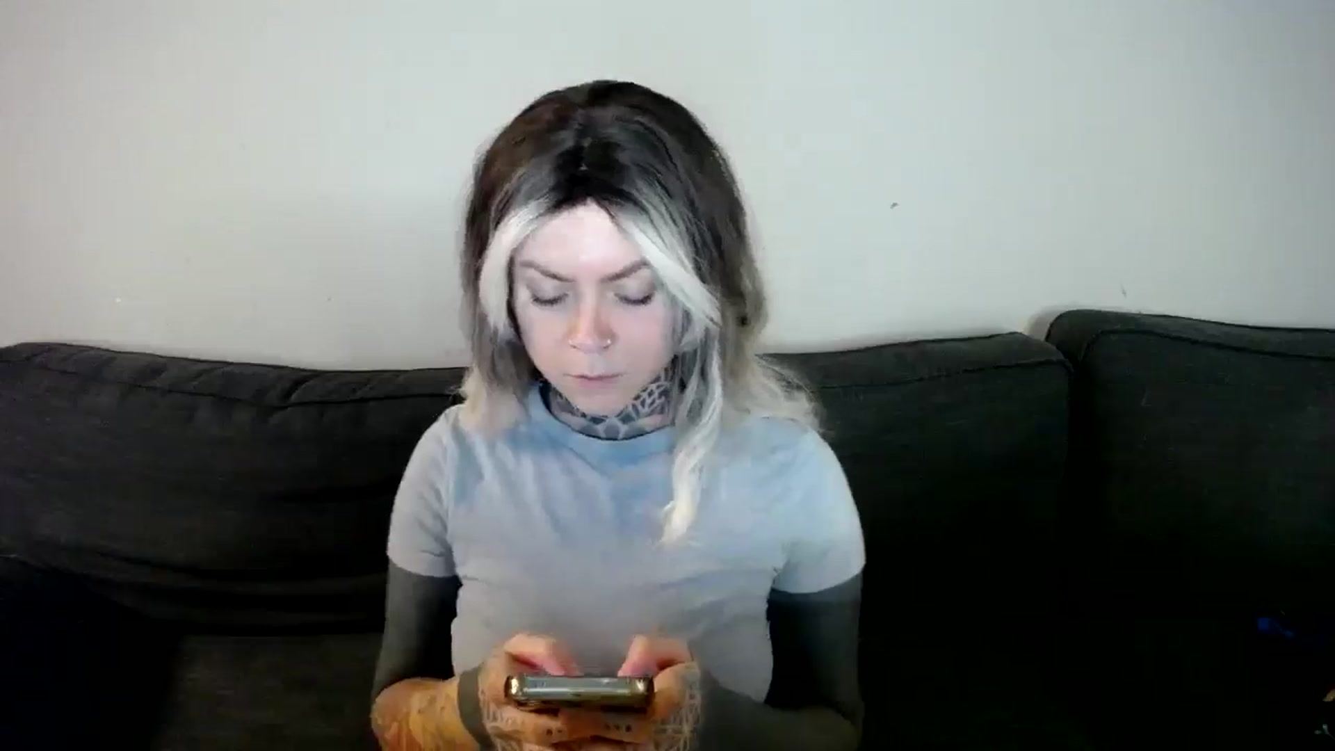 Gallery image thumbnail from ViVerdure's myfreecams stream on, 01/04/2025, 15:02 image 12 of 20