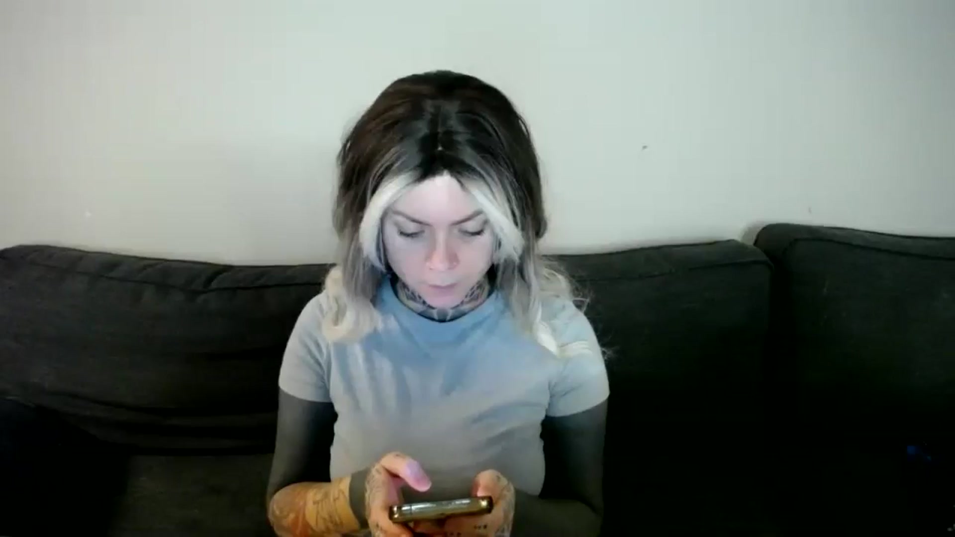 Gallery image thumbnail from ViVerdure's myfreecams stream on, 01/04/2025, 15:02 image 5 of 20