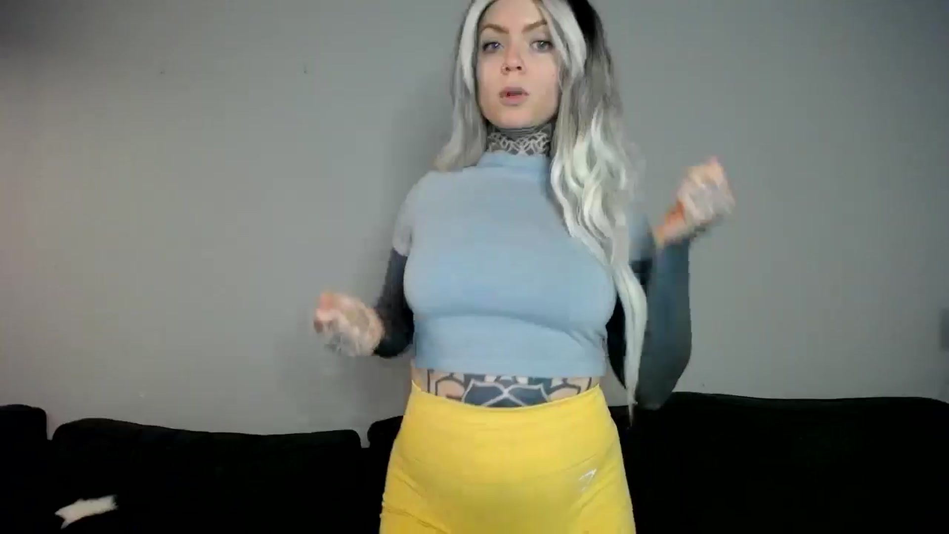 Gallery image thumbnail from ViVerdure's myfreecams stream on, 01/04/2025, 16:51 image 7 of 20