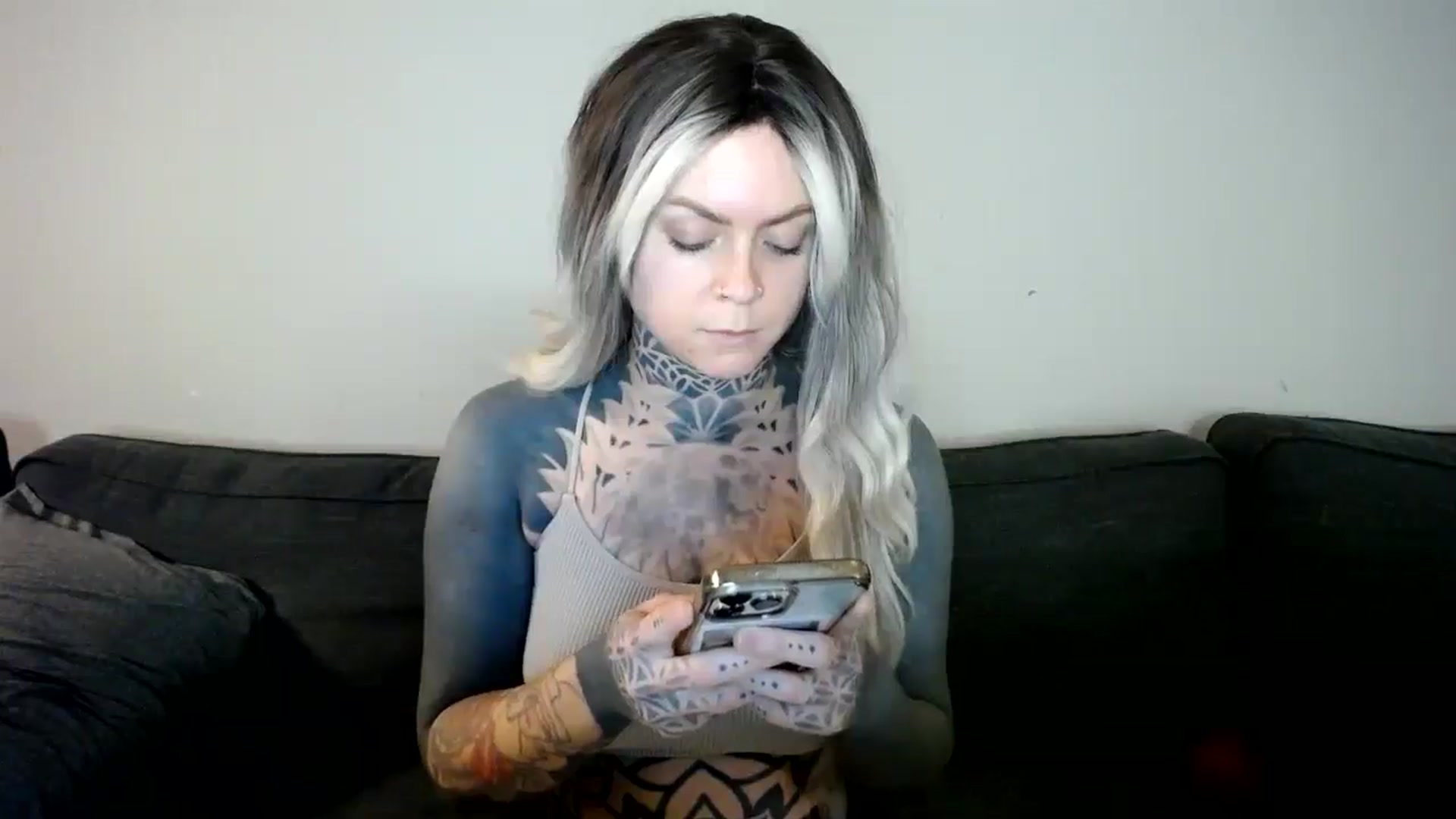 Gallery image thumbnail from ViVerdure's myfreecams stream on, 01/05/2025, 16:49 image 7 of 20