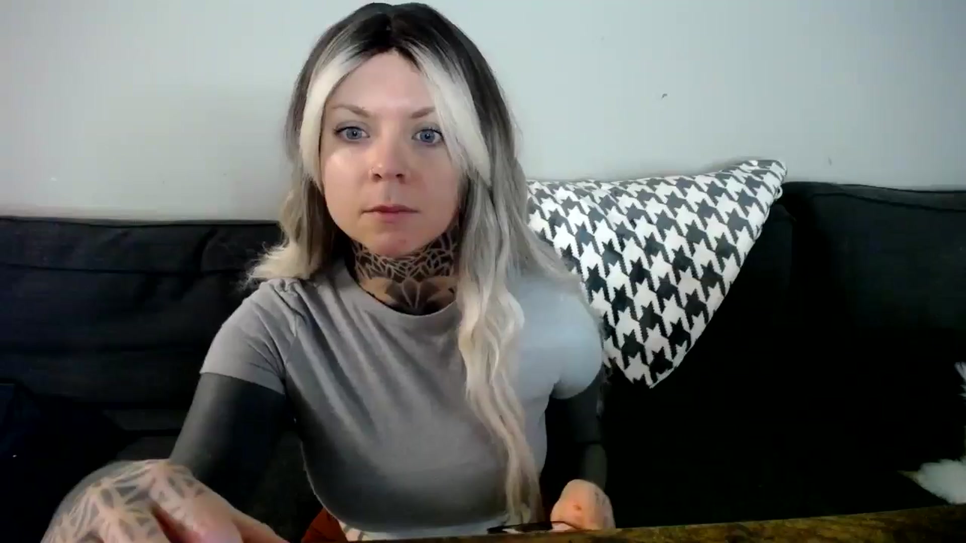 Gallery image thumbnail from ViVerdure's myfreecams stream on, 01/12/2025, 16:32 image 3 of 20
