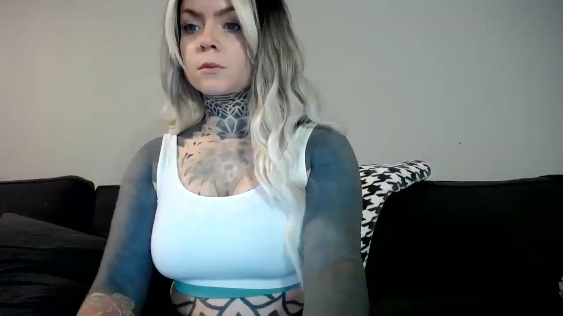 Gallery image thumbnail from ViVerdure's myfreecams stream on, 01/26/2025, 16:36 image 12 of 20