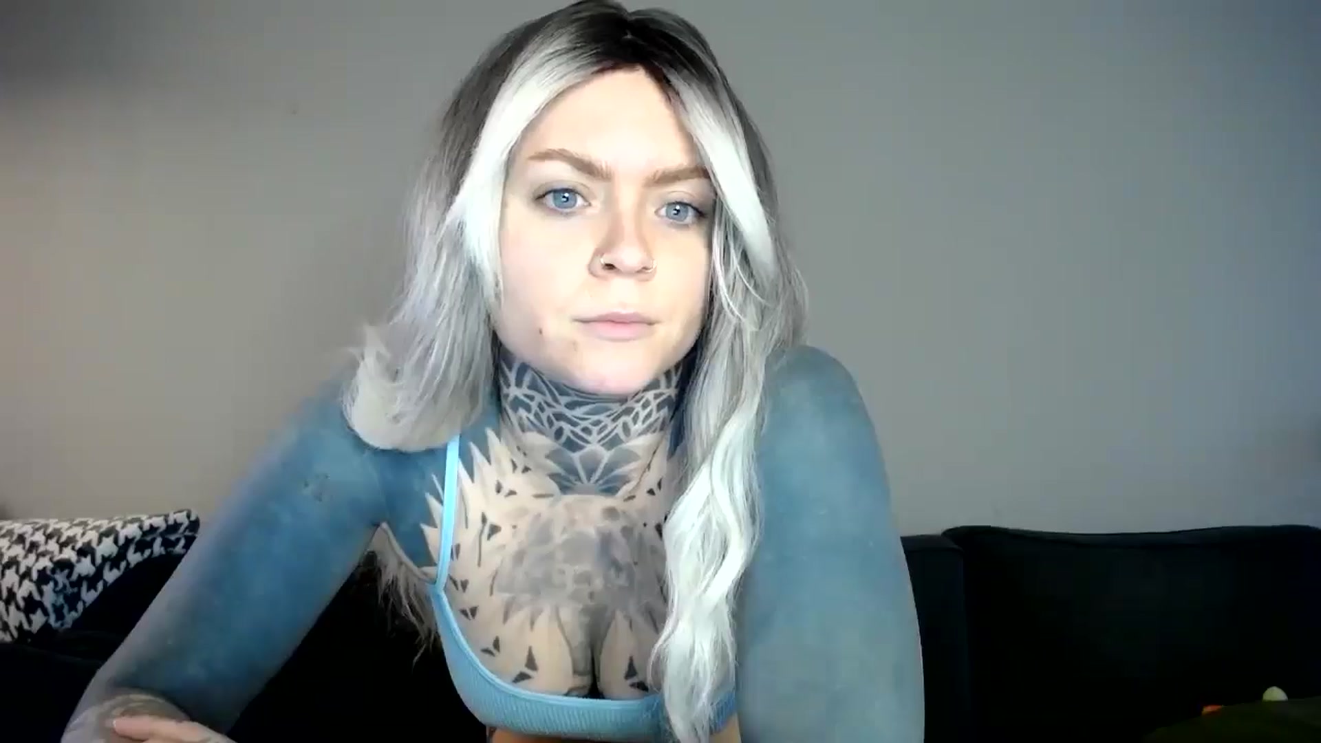Gallery image thumbnail from ViVerdure's myfreecams stream on, 02/16/2025, 17:32 image 7 of 20