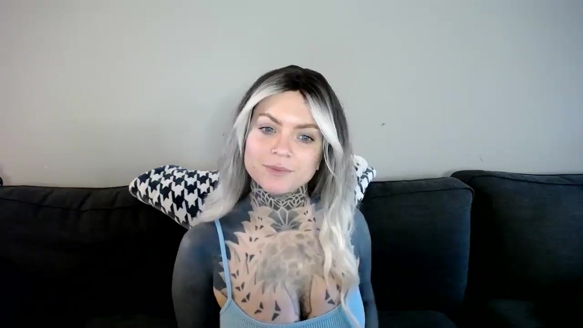 Gallery image thumbnail from ViVerdure's myfreecams stream on, 02/16/2025, 17:32 image 12 of 20