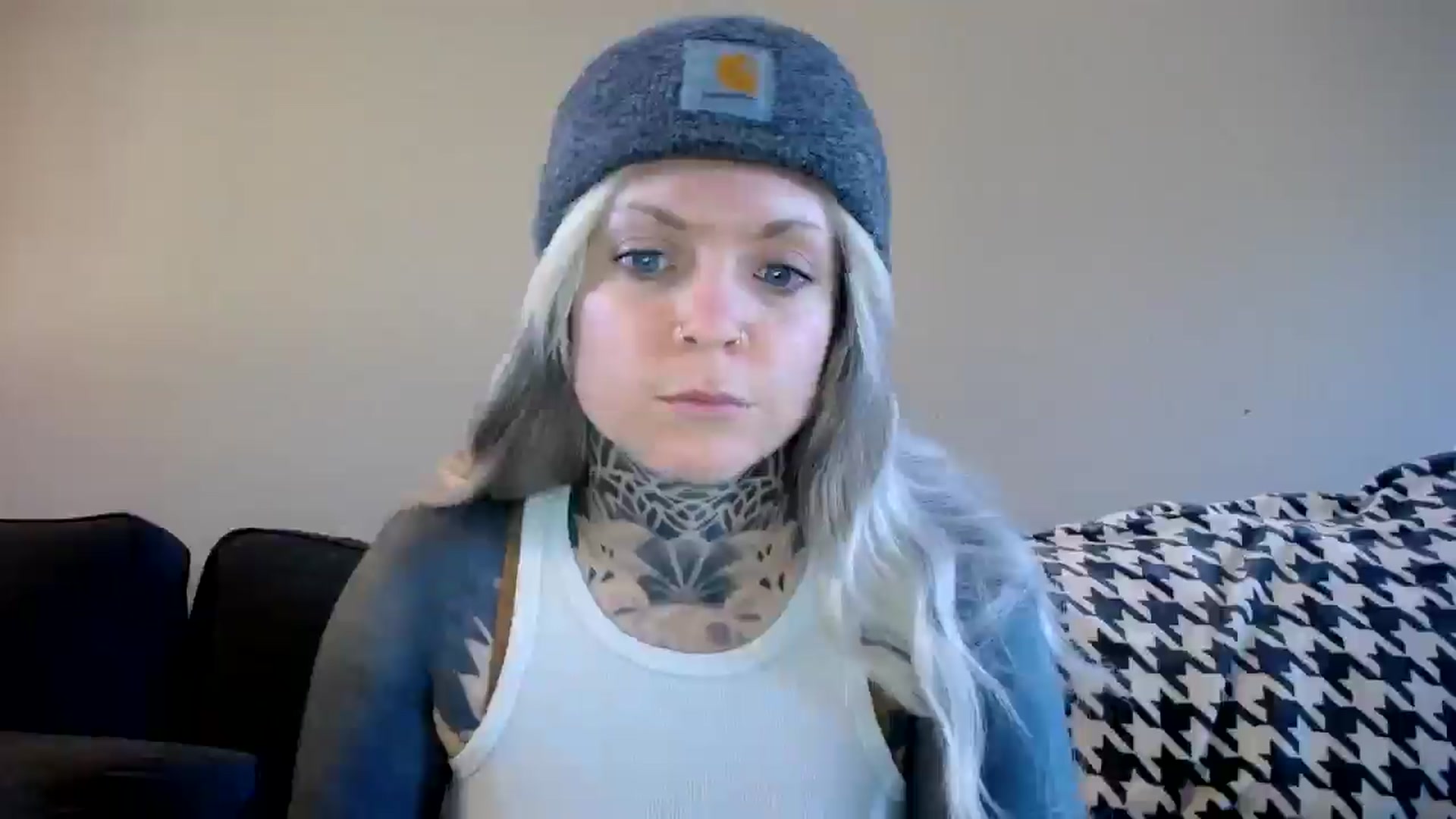 Gallery image thumbnail from ViVerdure's myfreecams stream on, 04/13/2025, 16:02 image 2 of 20