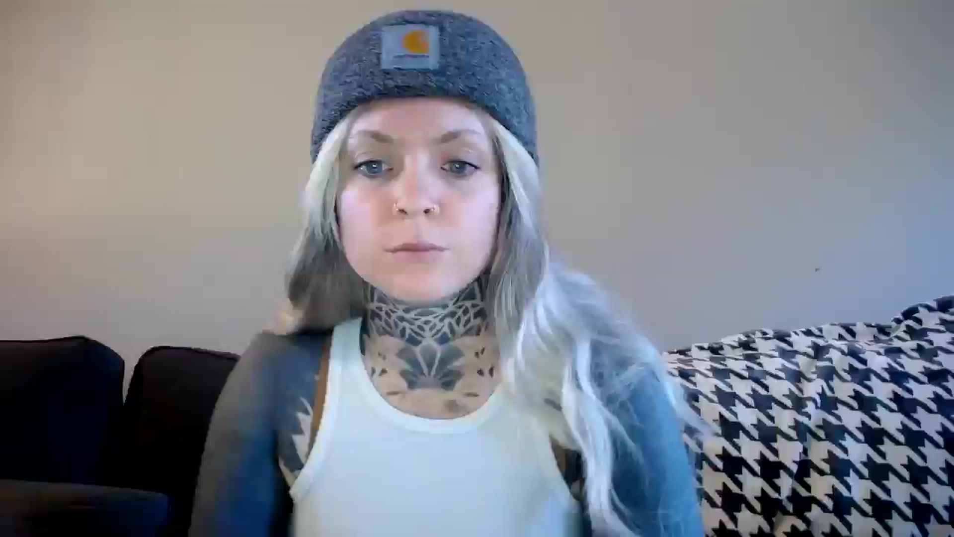 Gallery image thumbnail from ViVerdure's myfreecams stream on, 04/13/2025, 16:02 image 1 of 20