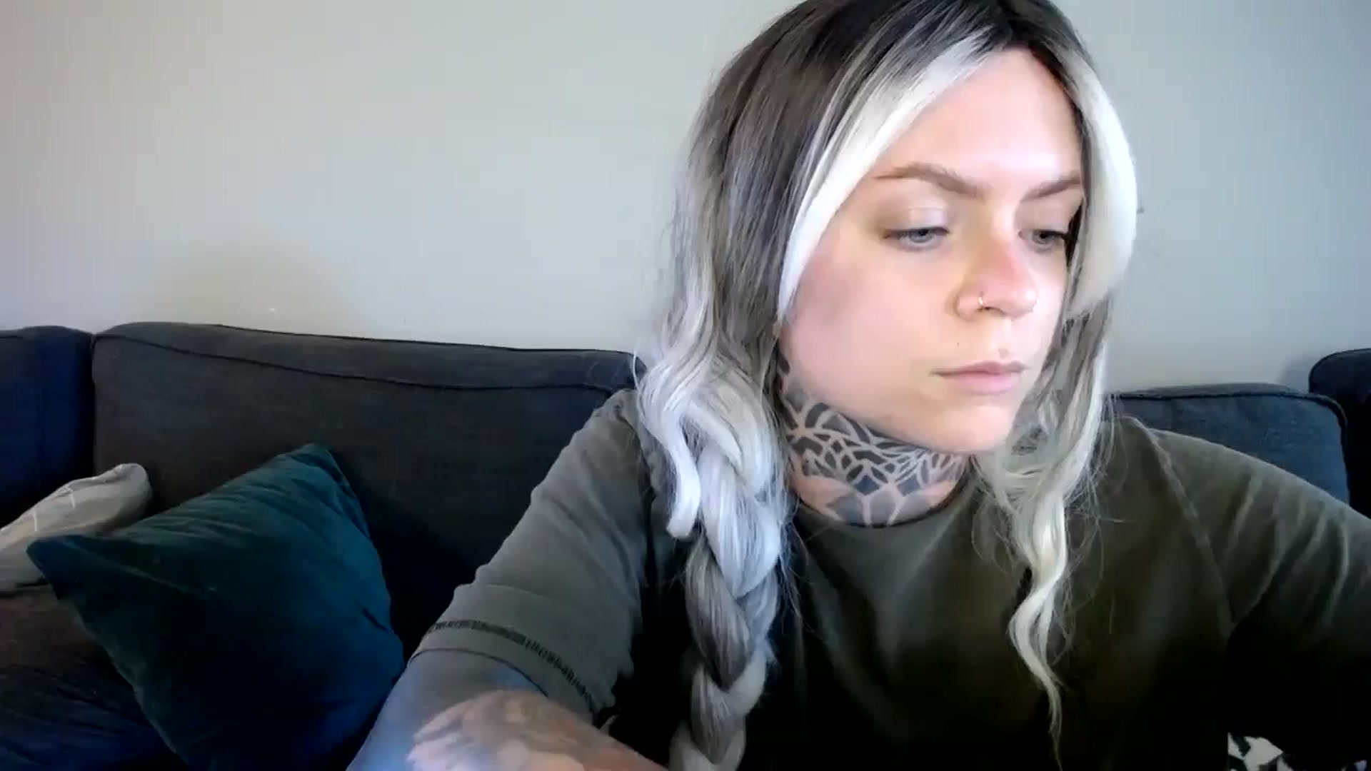 Gallery image thumbnail from ViVerdure's myfreecams stream on, 07/06/2025, 23:37 image 3 of 20