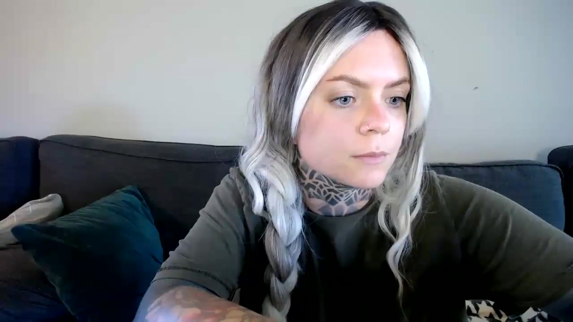 Gallery image thumbnail from ViVerdure's myfreecams stream on, 07/06/2025, 23:37 image 2 of 20