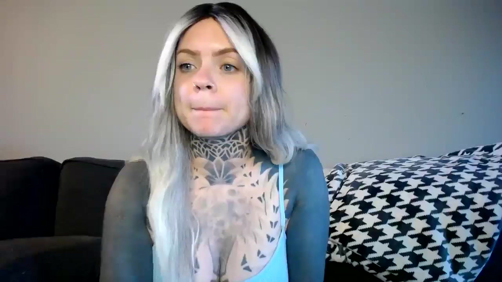 Gallery image thumbnail from ViVerdure's myfreecams stream on, 07/29/2025, 04:03 image 11 of 20
