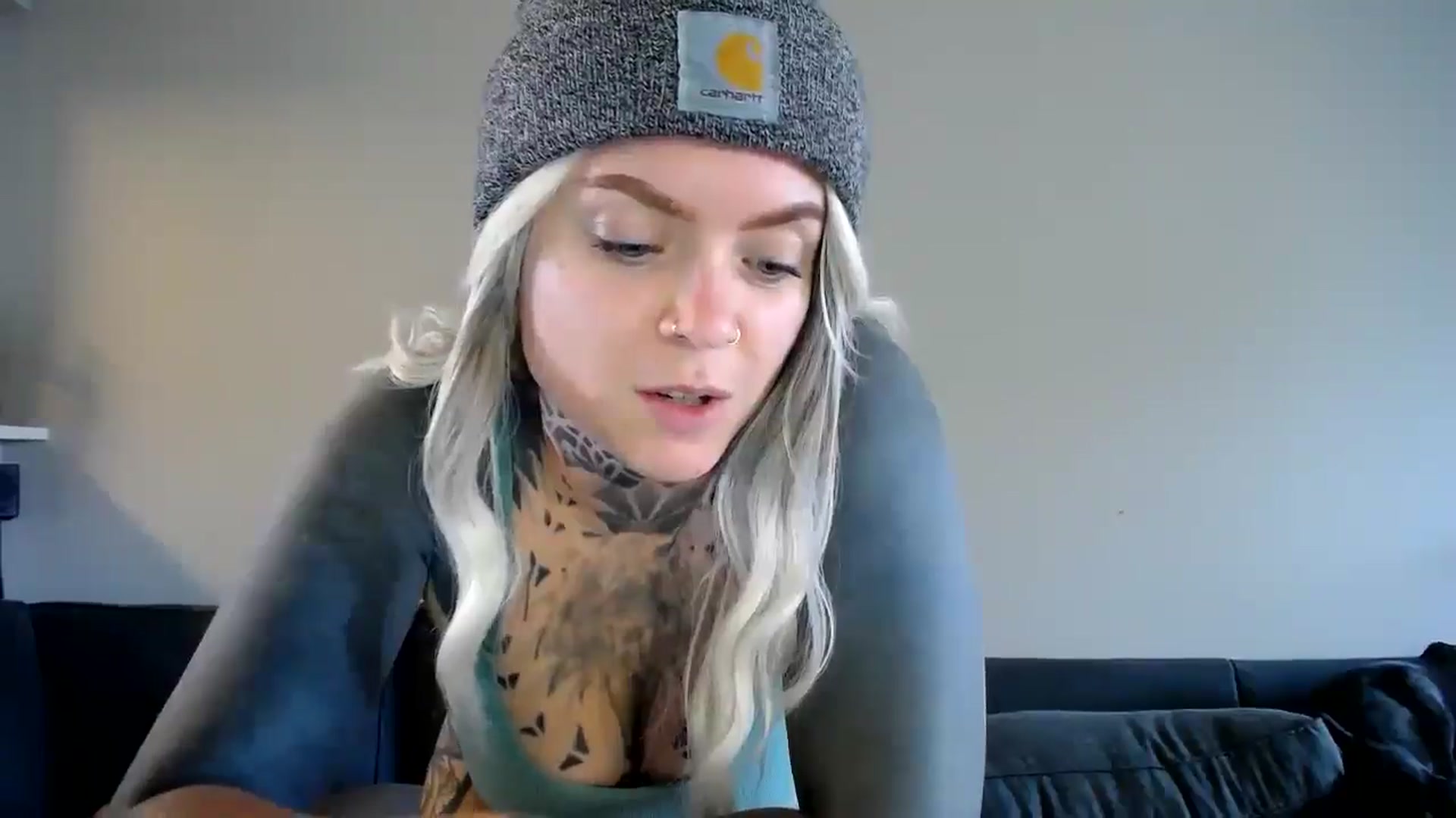 Gallery image thumbnail from ViVerdure's myfreecams stream on, 08/03/2025, 19:30 image 18 of 20