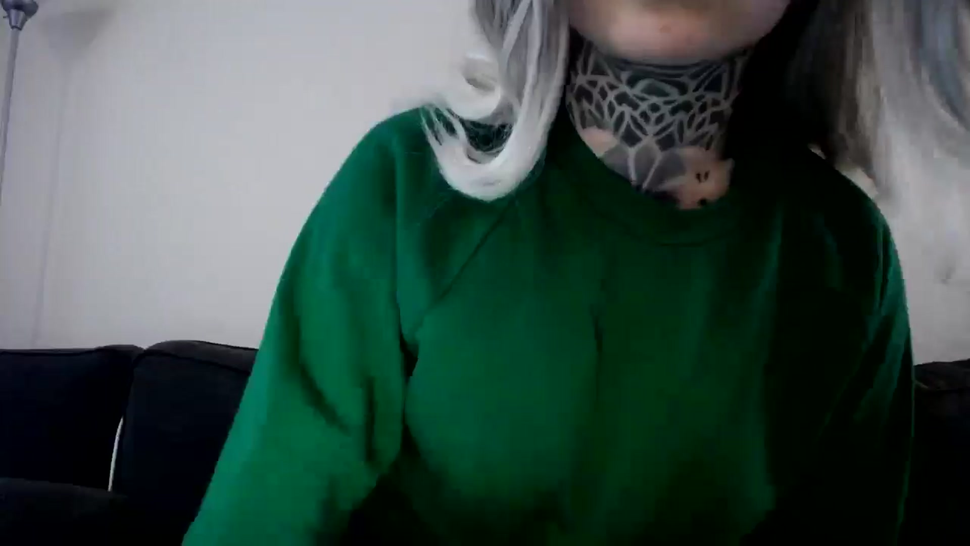 Gallery image thumbnail from ViVerdure's myfreecams stream on, 10/27/2025, 24:35 image 6 of 20
