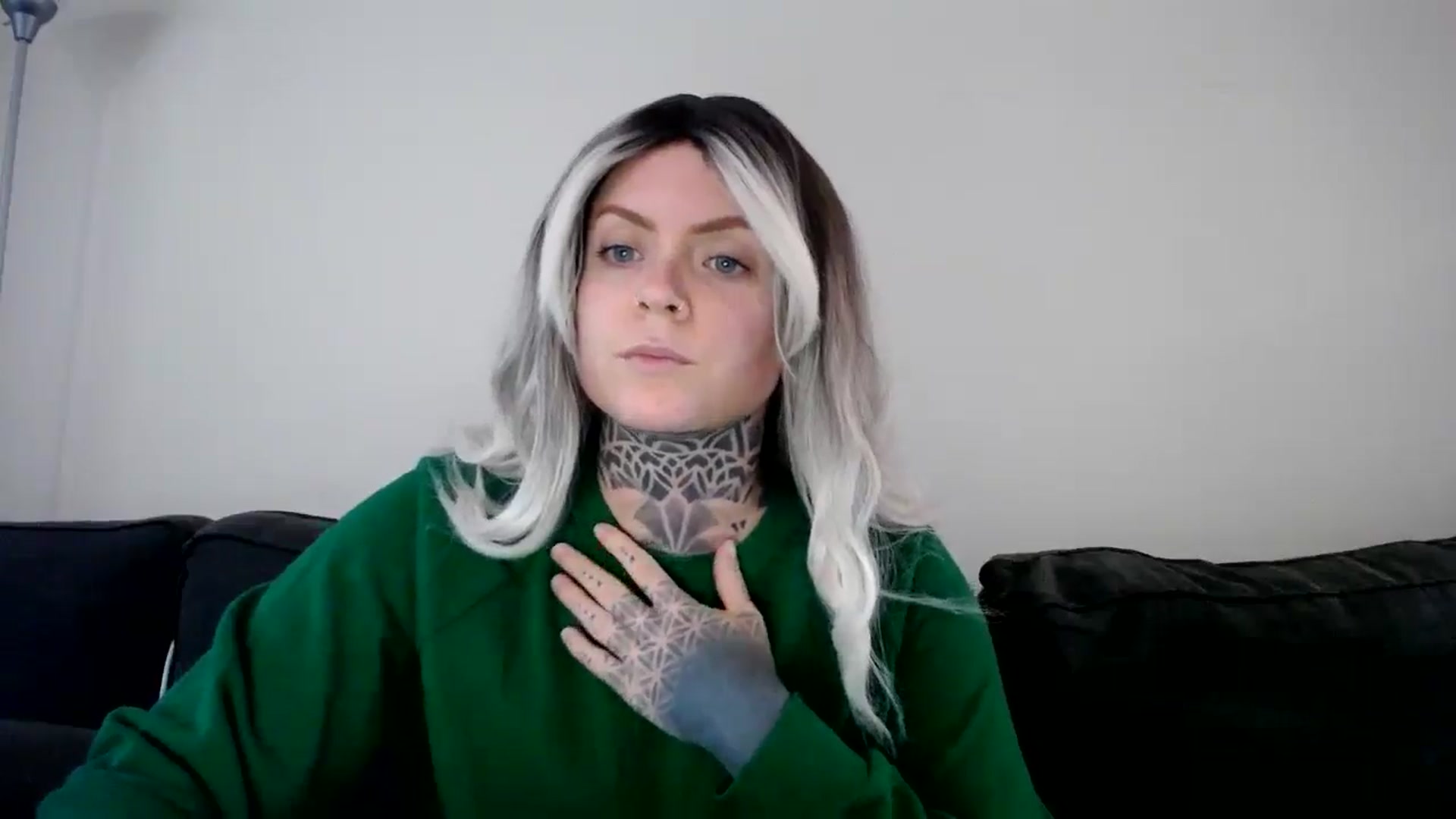 Gallery image thumbnail from ViVerdure's myfreecams stream on, 10/27/2025, 24:35 image 16 of 20
