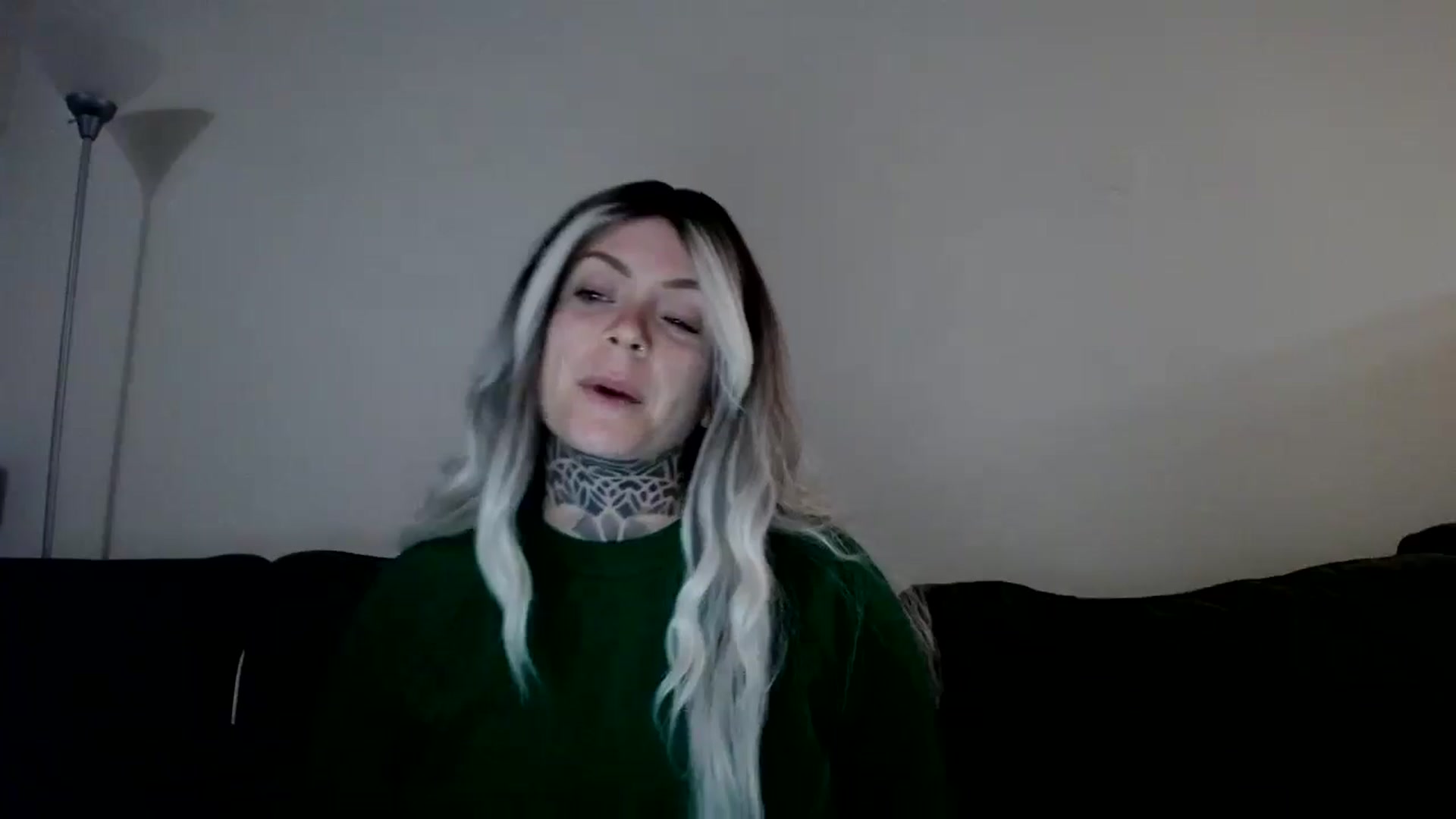 Gallery image thumbnail from ViVerdure's myfreecams stream on, 10/27/2025, 02:17 image 9 of 20