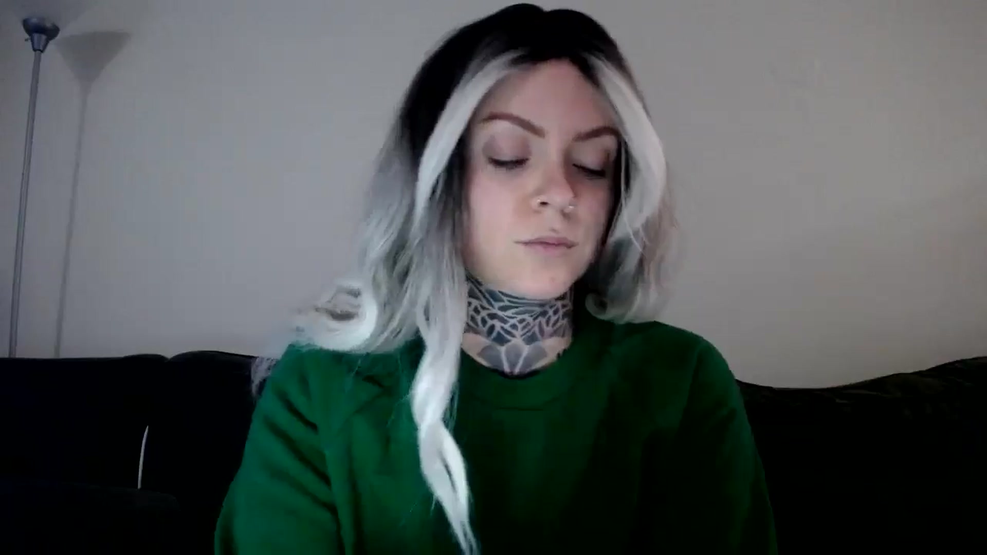 Gallery image thumbnail from ViVerdure's myfreecams stream on, 10/27/2025, 02:17 image 5 of 20