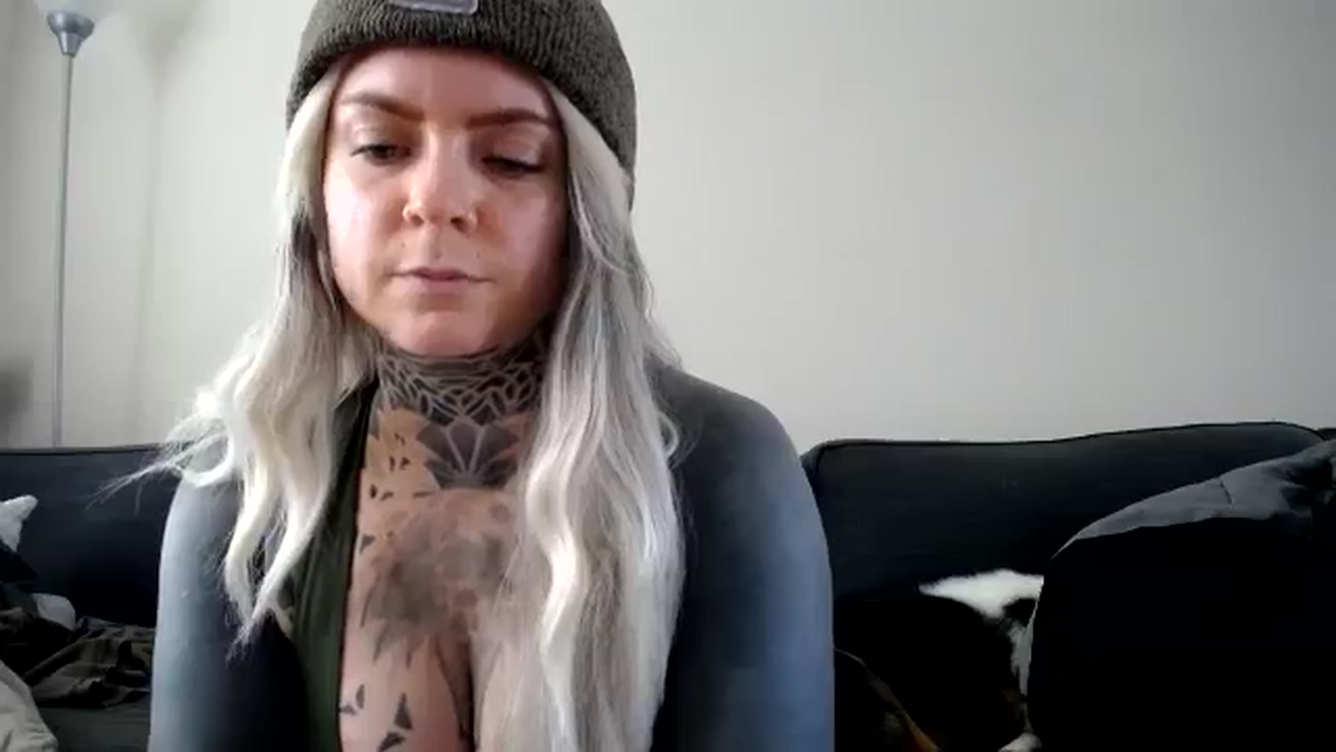 Gallery image thumbnail from ViVerdure's myfreecams stream on, 12/28/2025, 20:01 image 18 of 20