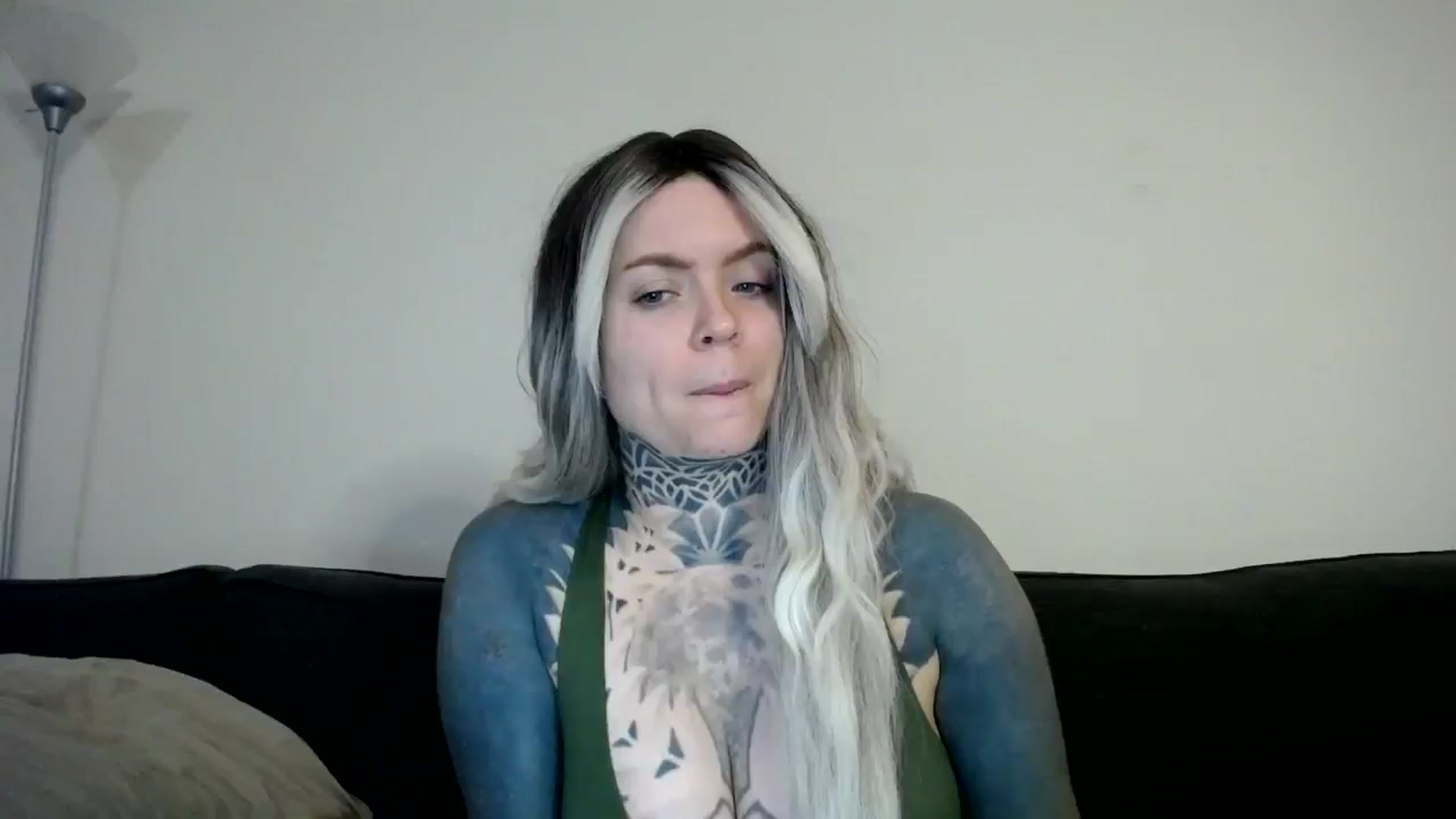 Gallery image thumbnail from ViVerdure's myfreecams stream on, 12/29/2025, 02:16 image 13 of 20