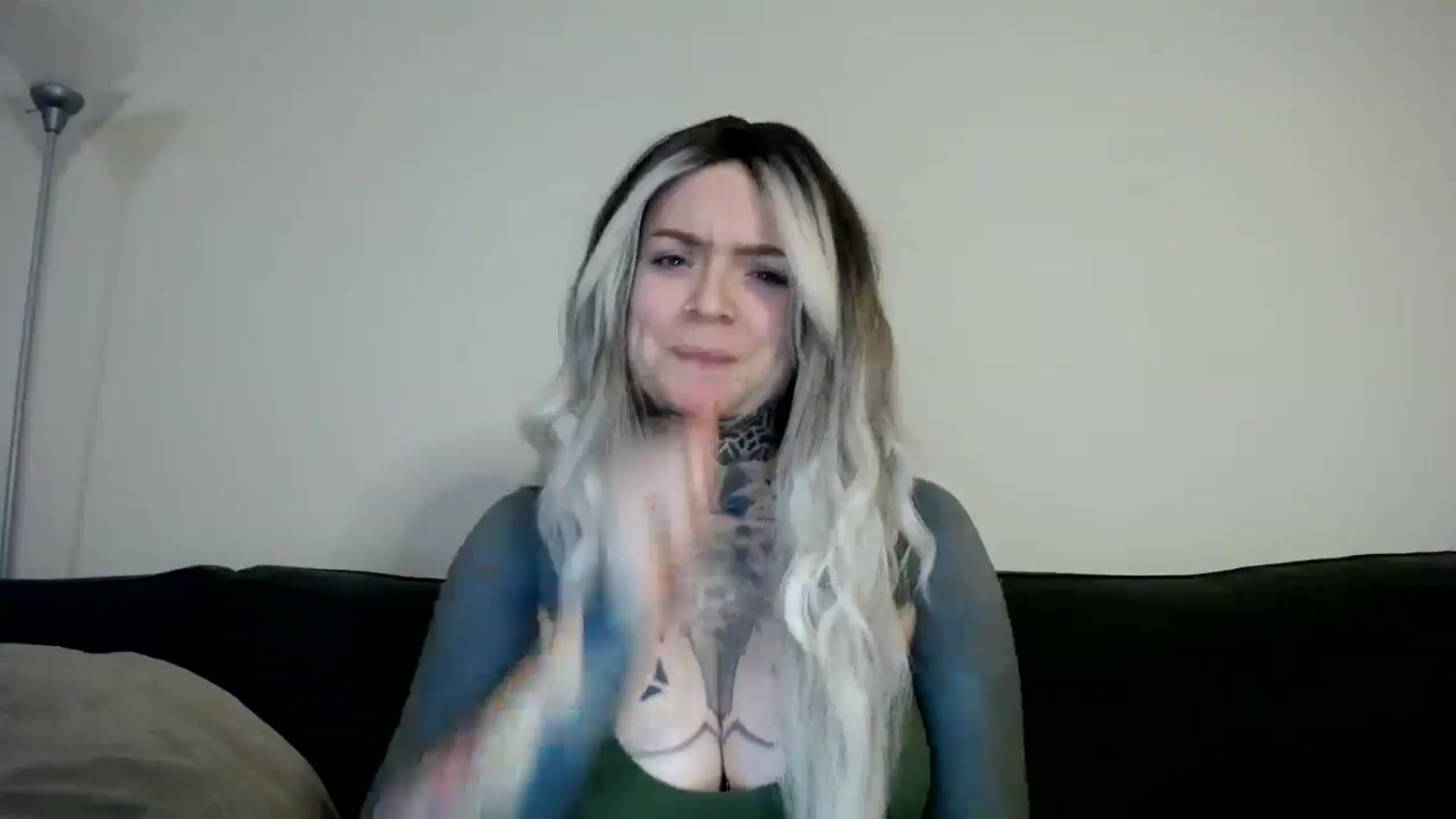 Gallery image thumbnail from ViVerdure's myfreecams stream on, 12/29/2025, 02:16 image 19 of 20