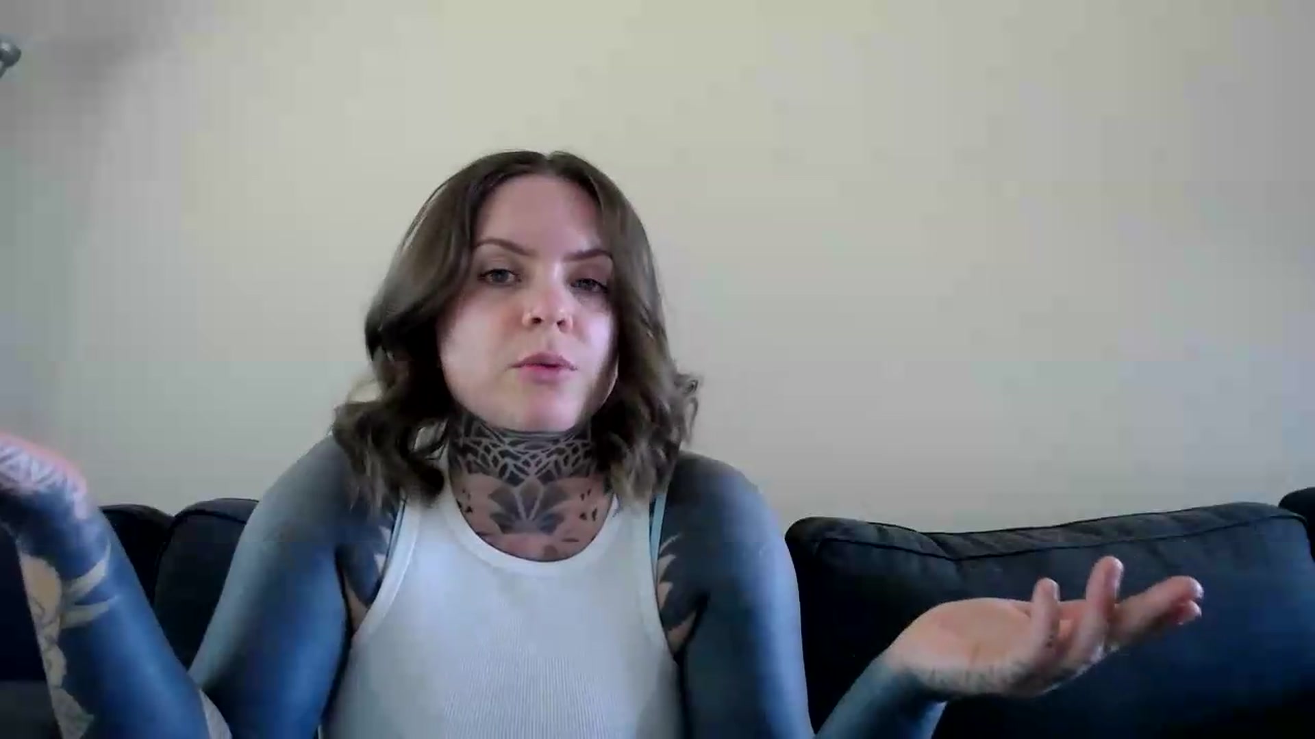 Gallery image thumbnail from ViVerdure's myfreecams stream on, 06/01/2026, 01:55 image 7 of 20