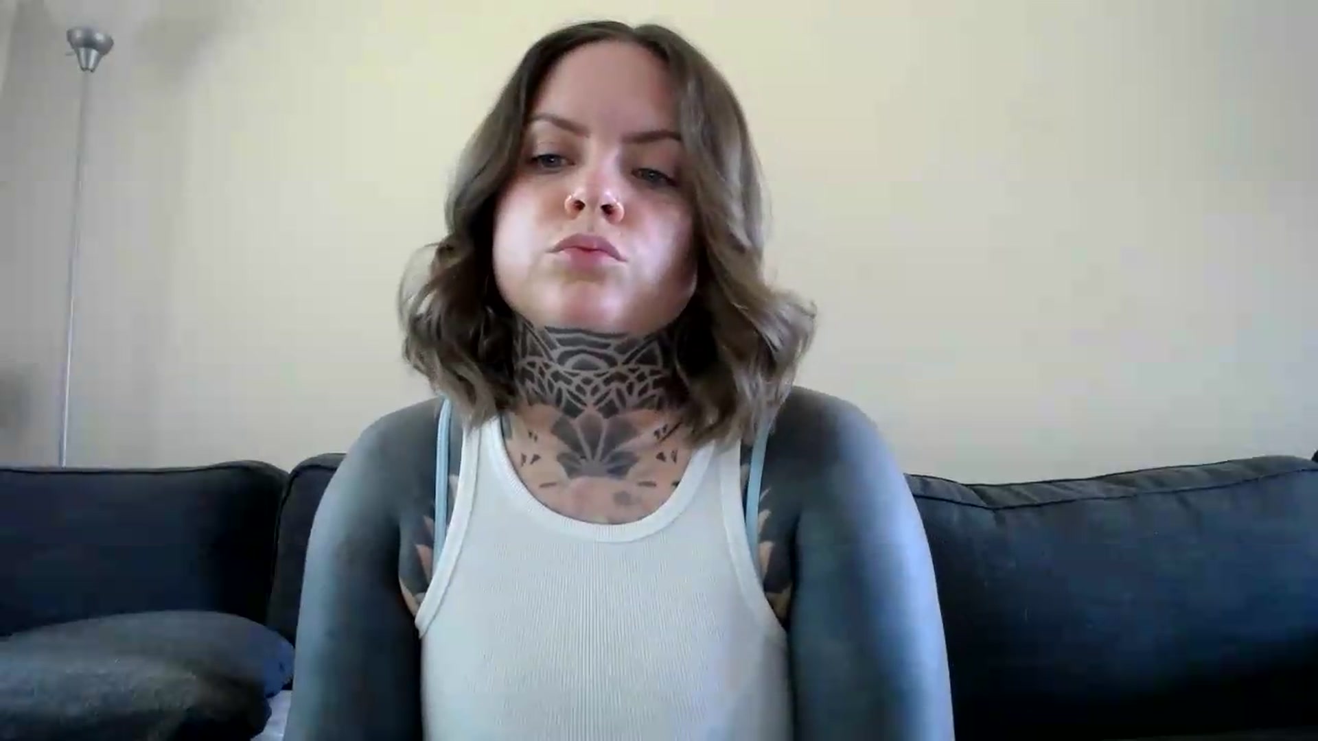 Gallery image thumbnail from ViVerdure's myfreecams stream on, 06/01/2026, 01:55 image 11 of 20
