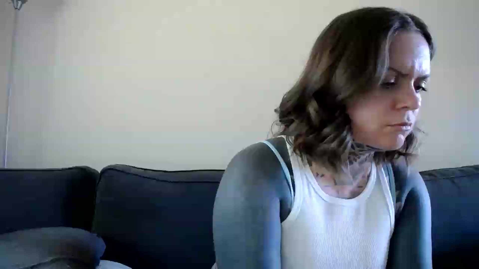 Gallery image thumbnail from ViVerdure's myfreecams stream on, 06/01/2026, 01:55 image 15 of 20