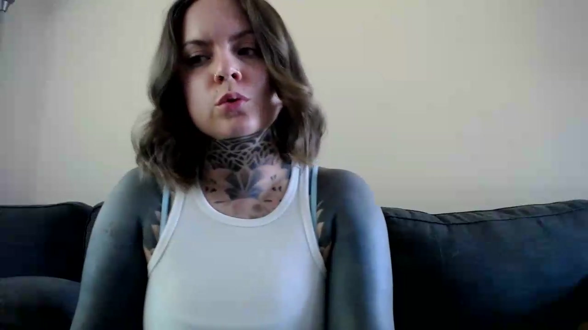 Gallery image thumbnail from ViVerdure's myfreecams stream on, 06/01/2026, 01:55 image 18 of 20