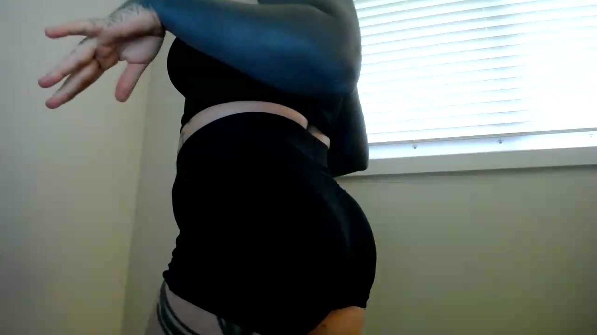 Gallery image thumbnail from ViVerdure's myfreecams stream on, 06/08/2026, 01:12 image 13 of 20