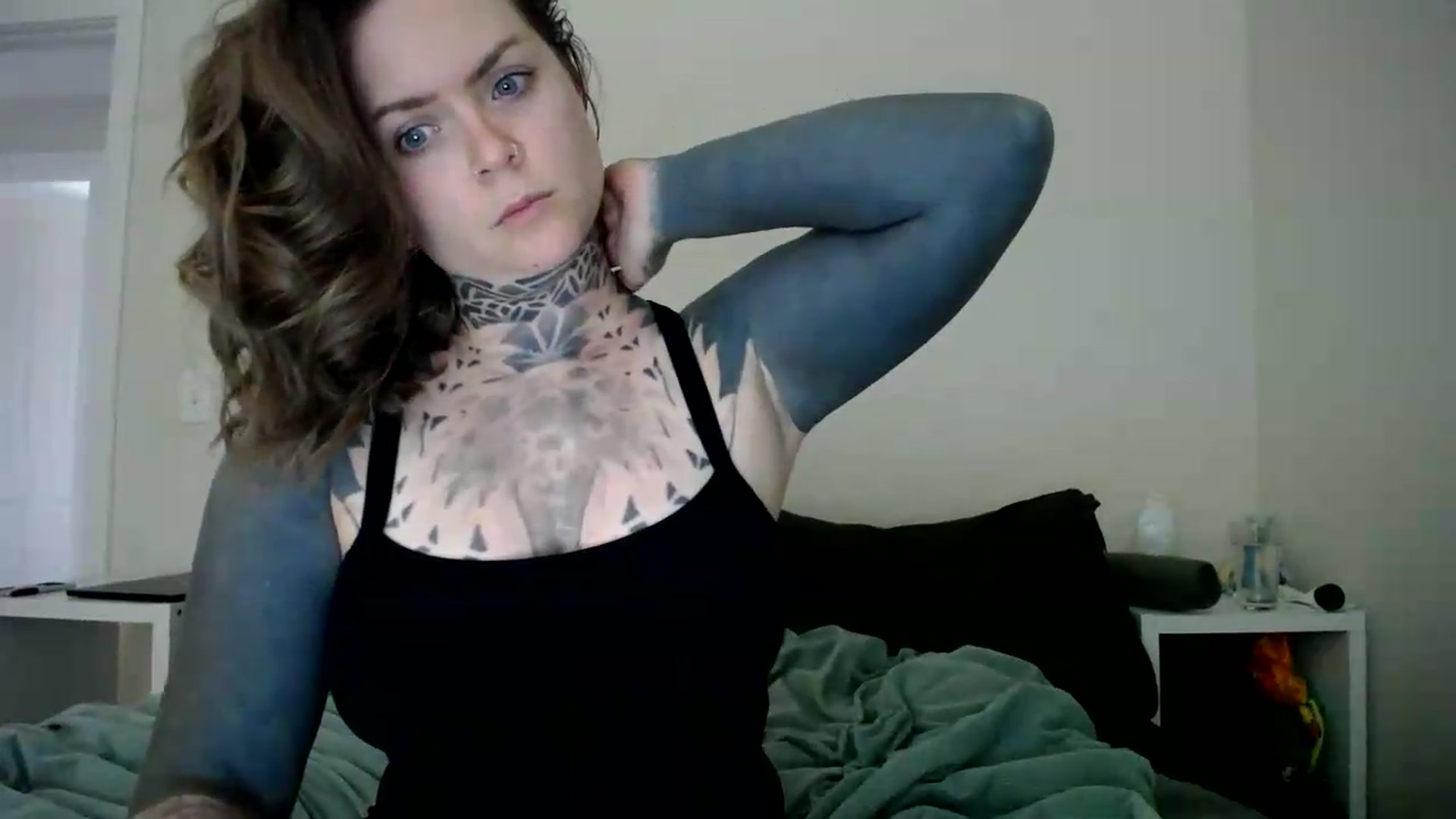 Gallery image thumbnail from ViVerdure's myfreecams stream on, 06/08/2026, 01:12 image 4 of 20