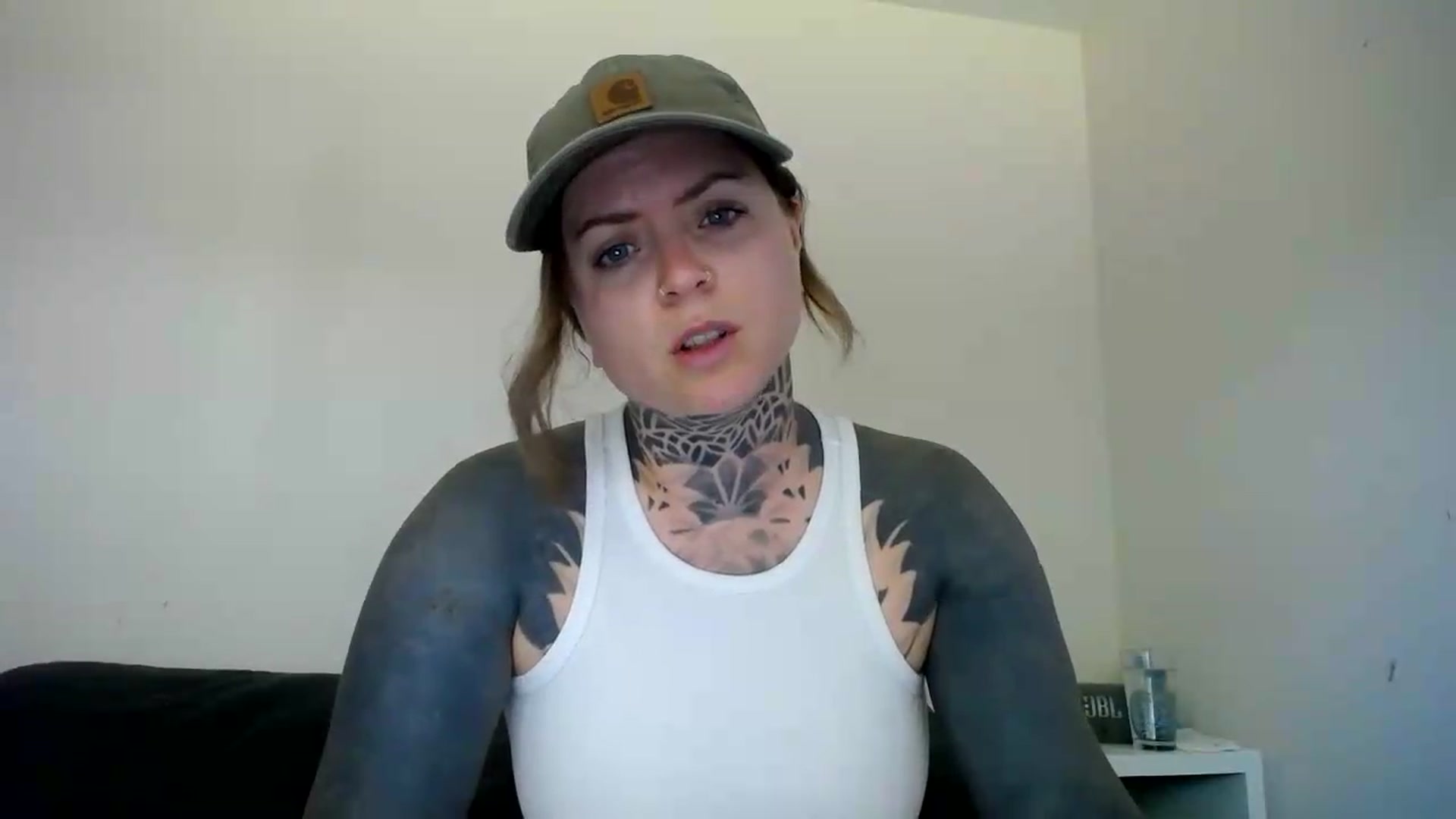Gallery image thumbnail from ViVerdure's myfreecams stream on, 06/14/2026, 01:46 image 8 of 20