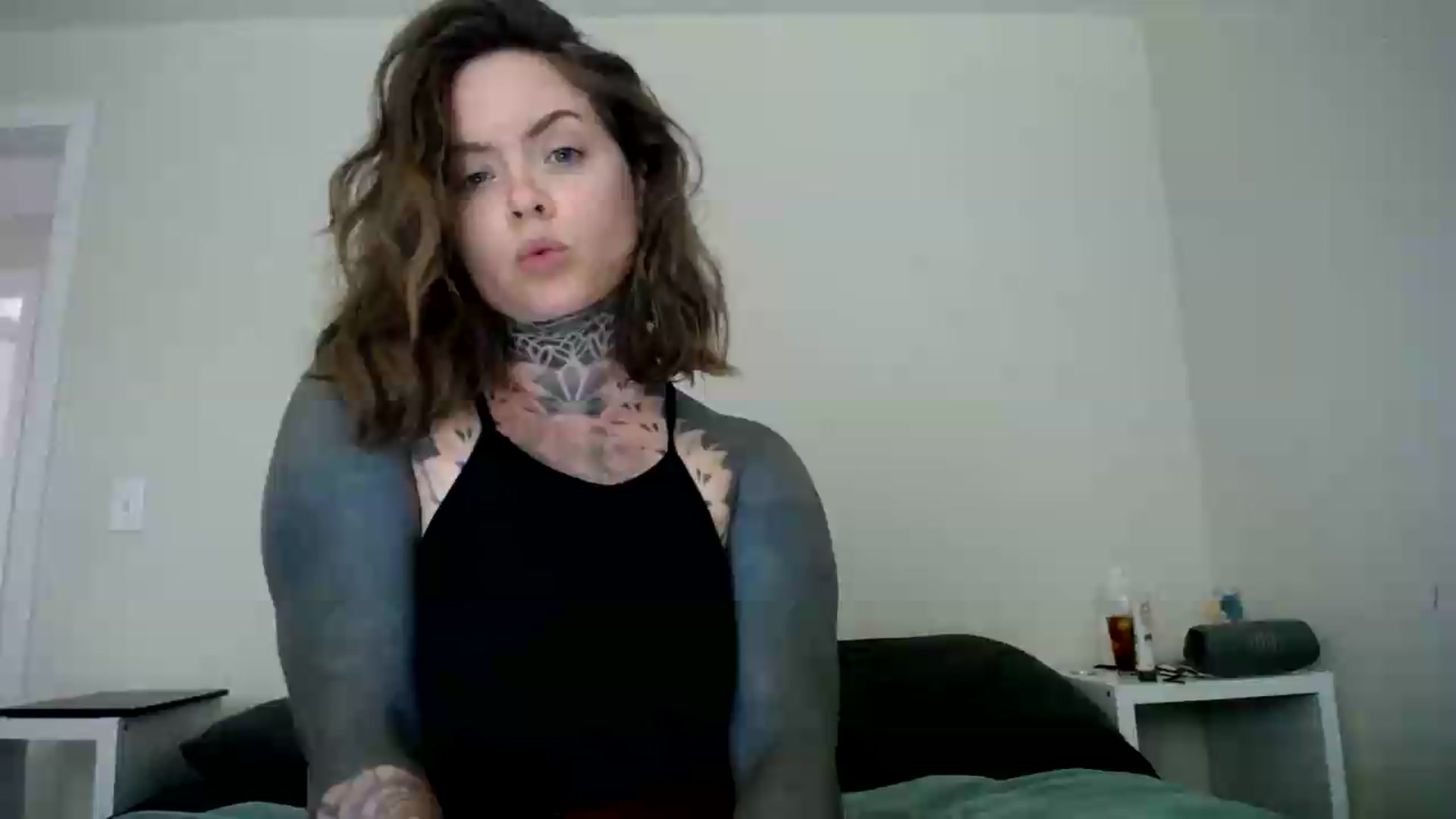 Gallery image thumbnail from ViVerdure's myfreecams stream on, 06/20/2026, 20:01 image 2 of 20