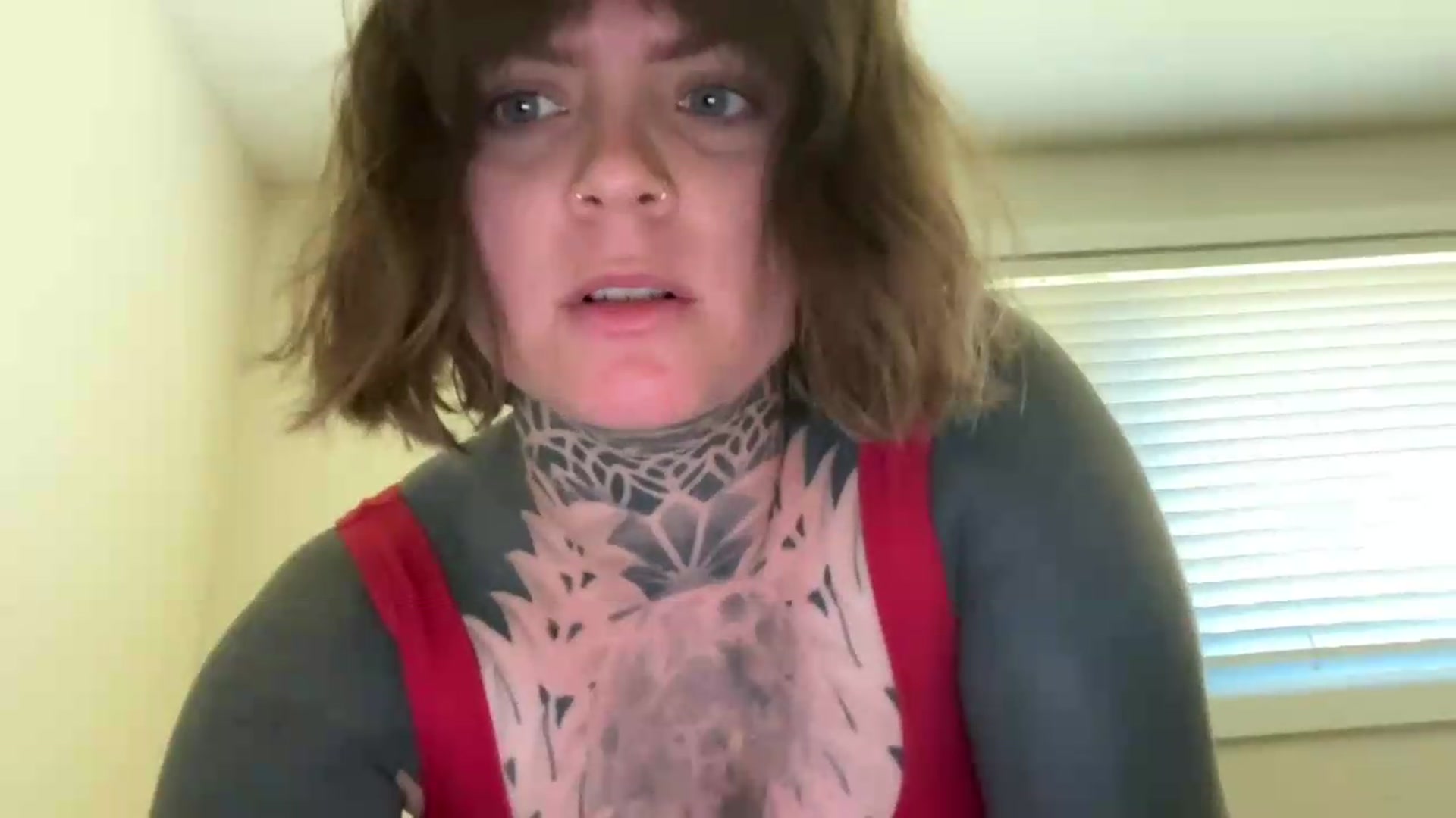 Gallery image thumbnail from ViVerdure's myfreecams stream on, 06/22/2026, 01:26 image 9 of 20