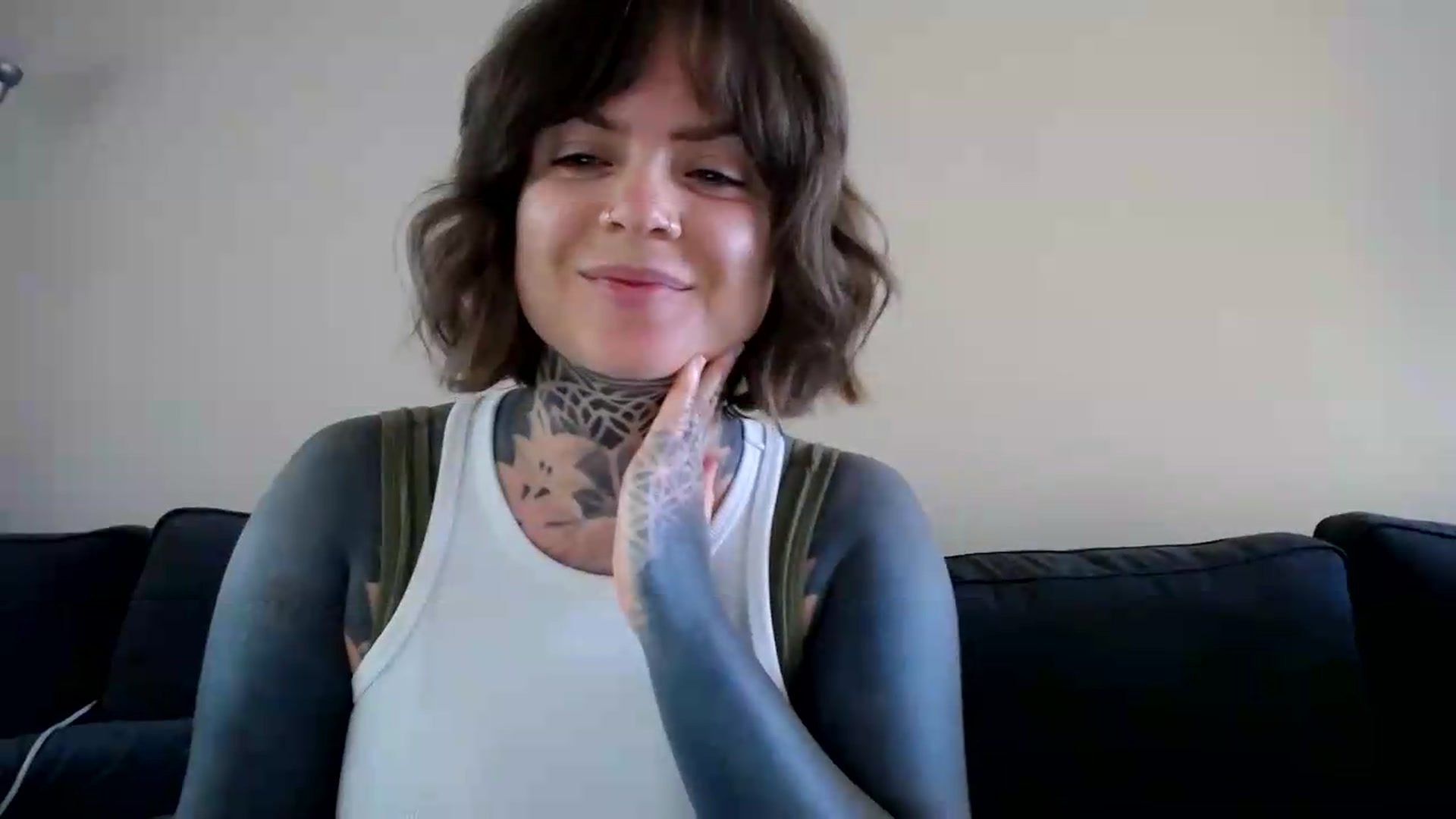Gallery image thumbnail from ViVerdure's myfreecams stream on, 06/25/2026, 03:24 image 10 of 20