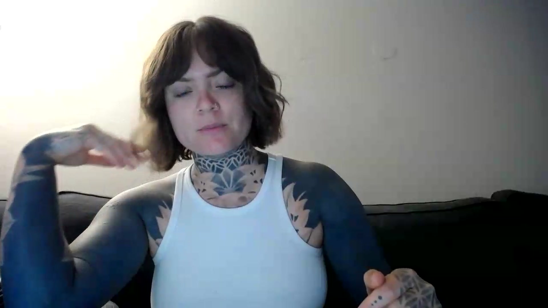 Gallery image thumbnail from ViVerdure's myfreecams stream on, 06/25/2026, 04:36 image 6 of 20