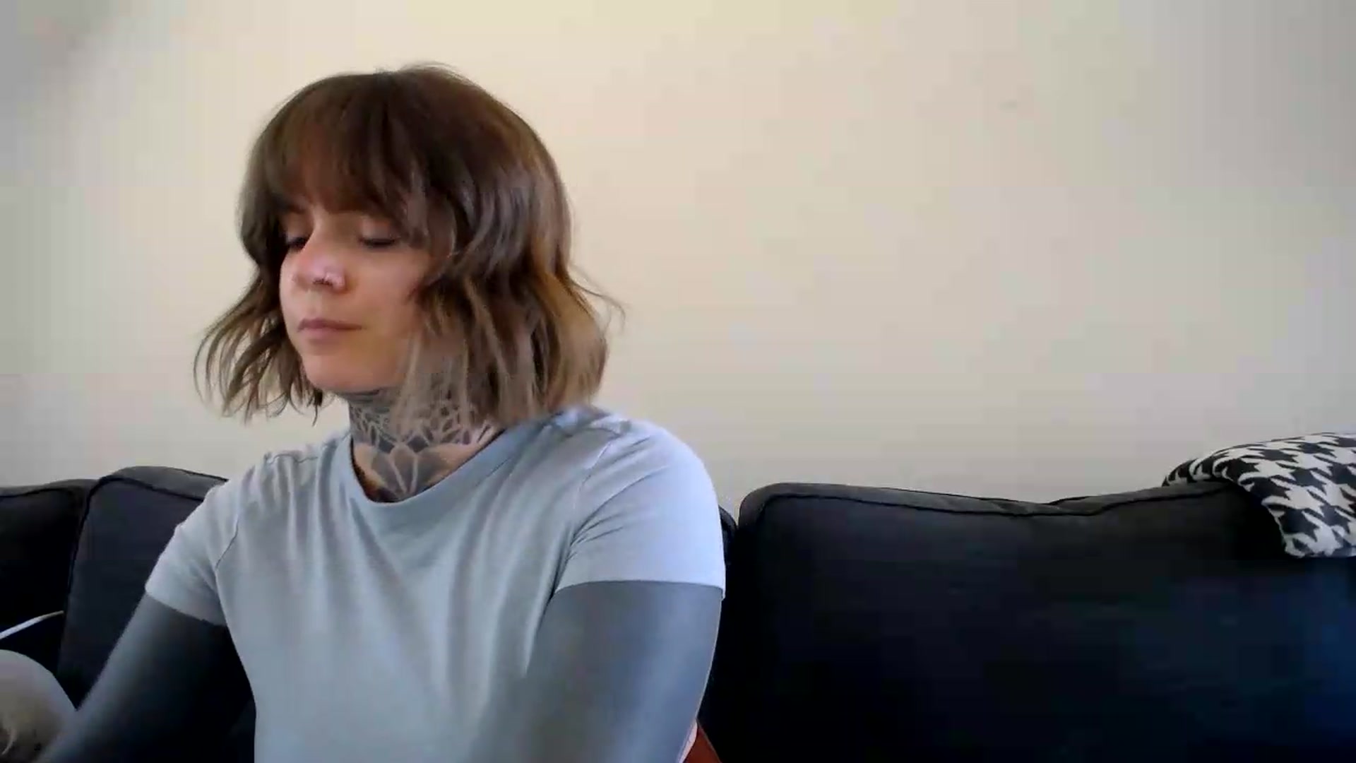 Gallery image thumbnail from ViVerdure's myfreecams stream on, 07/12/2026, 21:56 image 2 of 20