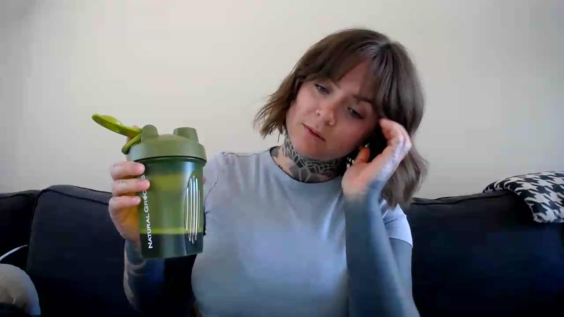 Gallery image thumbnail from ViVerdure's myfreecams stream on, 07/12/2026, 21:56 image 7 of 20