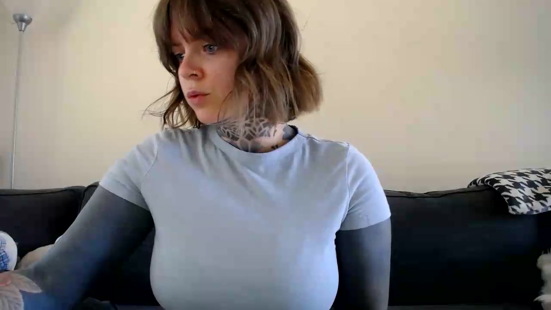 Gallery image thumbnail from ViVerdure's myfreecams stream on, 07/12/2026, 21:56 image 19 of 20