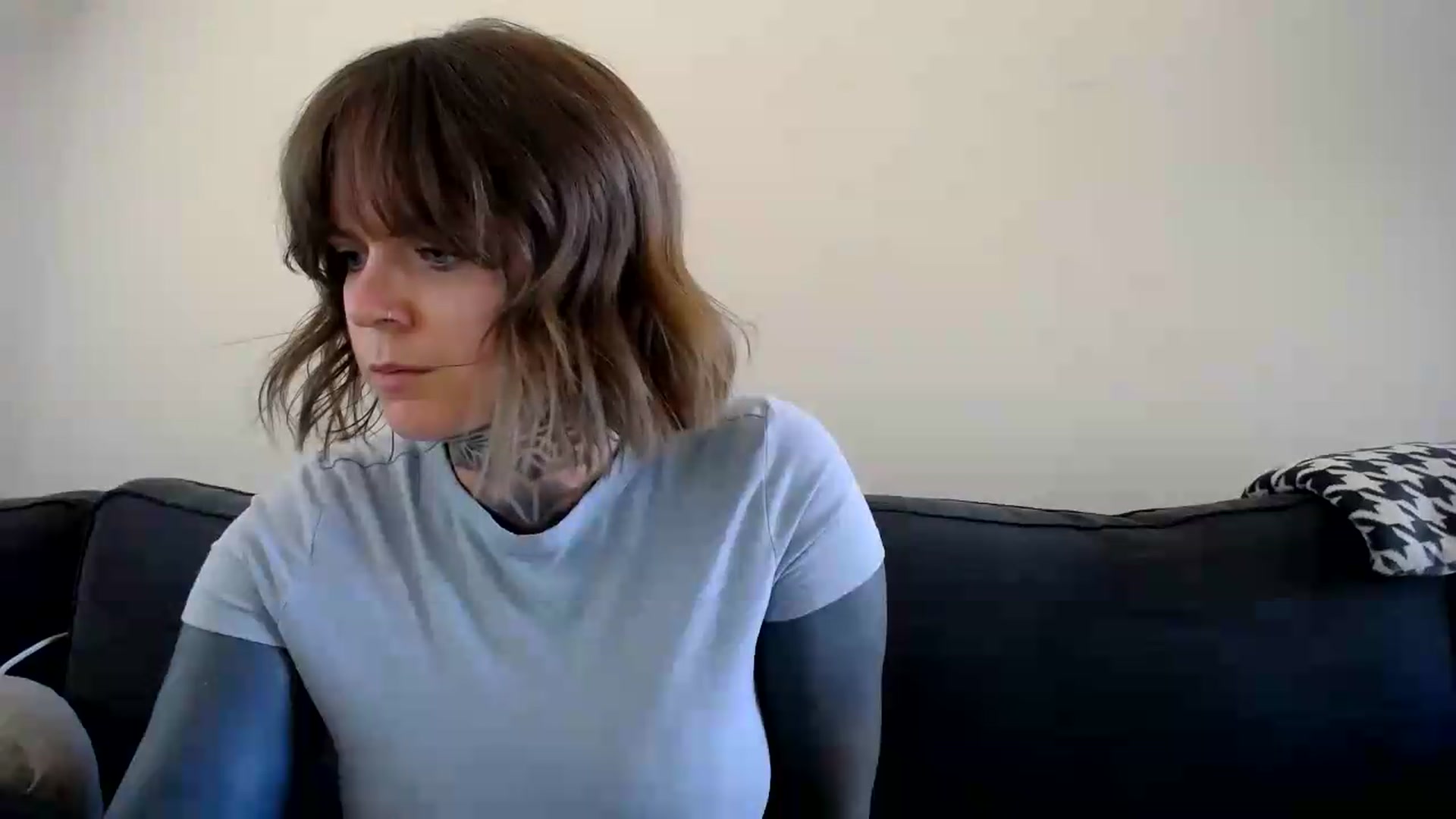 Gallery image thumbnail from ViVerdure's myfreecams stream on, 07/12/2026, 21:56 image 13 of 20
