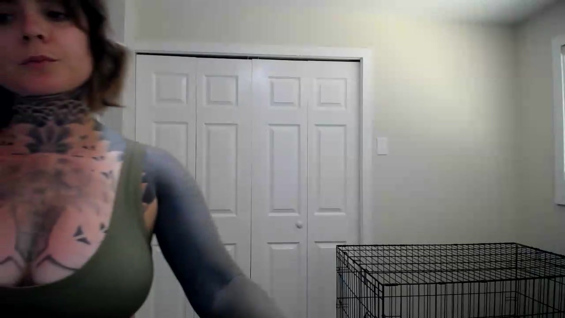 Gallery image thumbnail from ViVerdure's myfreecams stream on, 08/03/2026, 24:00 image 19 of 20